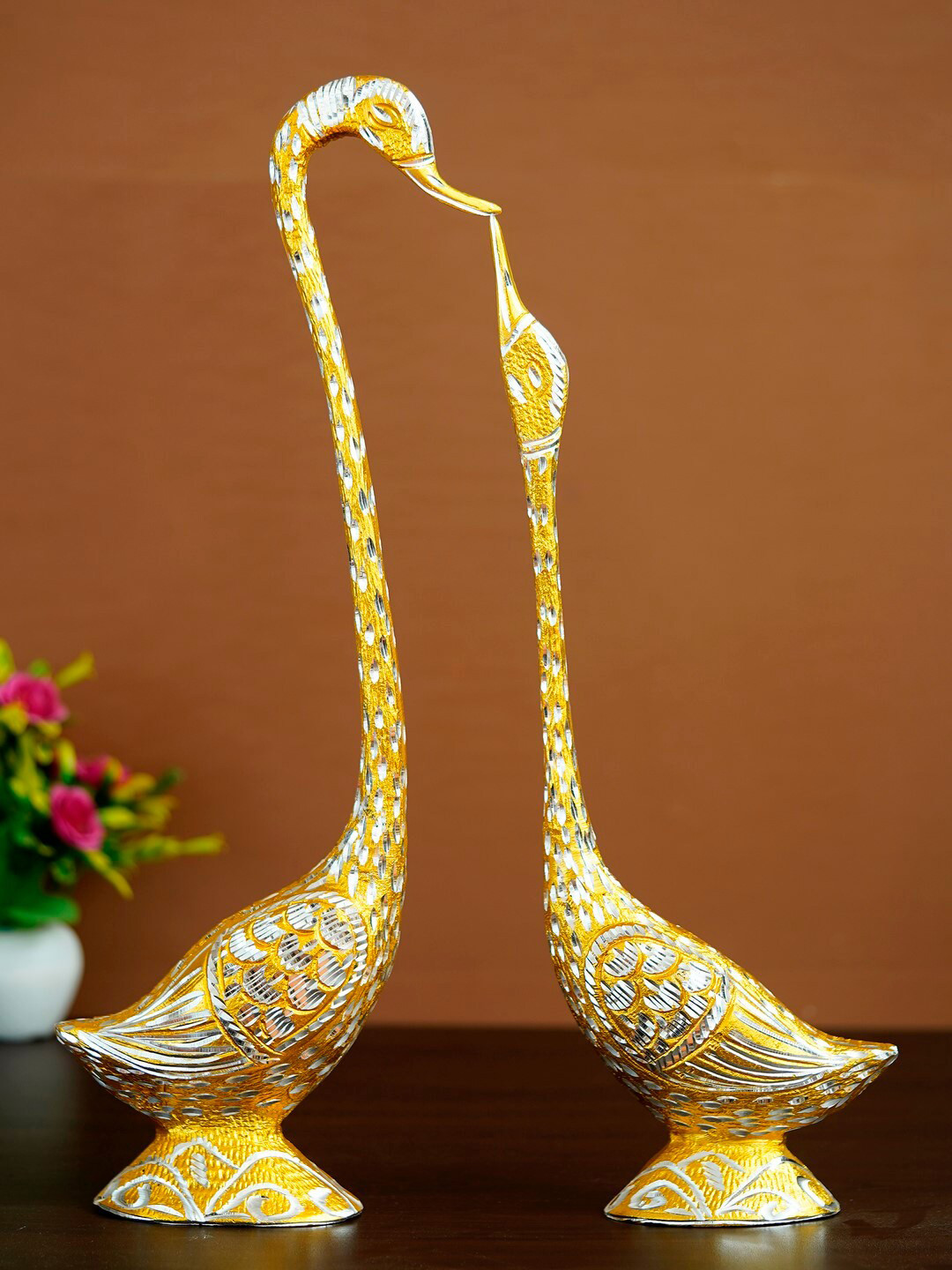 eCraftIndia Set of 2 Gold & Silver Toned Handcrafted Kissing Swan Couple Showpieces