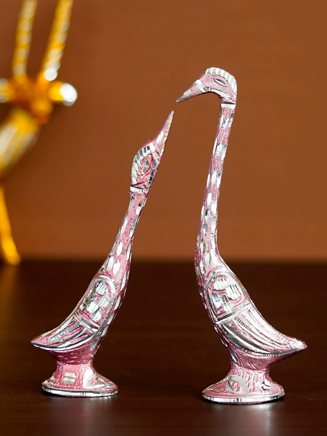 eCraftIndia Kissing Swan Couple Pink Metal Metallic Living Room Hand-Crafted Set of 2 Small Showpieces - 7.1 Inches