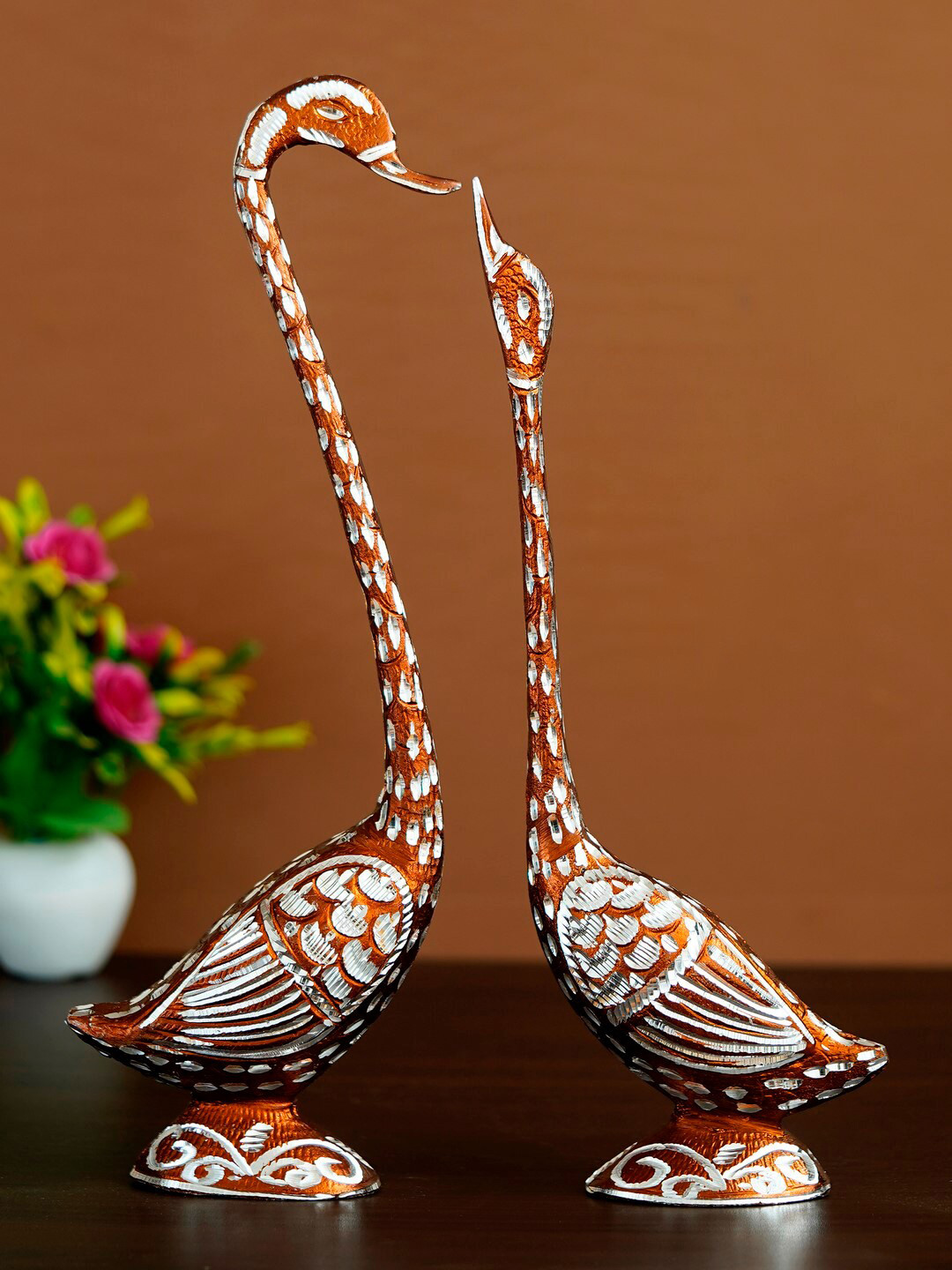 eCraftIndia Kissing Swan Couple Brown Polyresin Matte Living Room Hand-Crafted Small Showpiece - 2.5 Inches