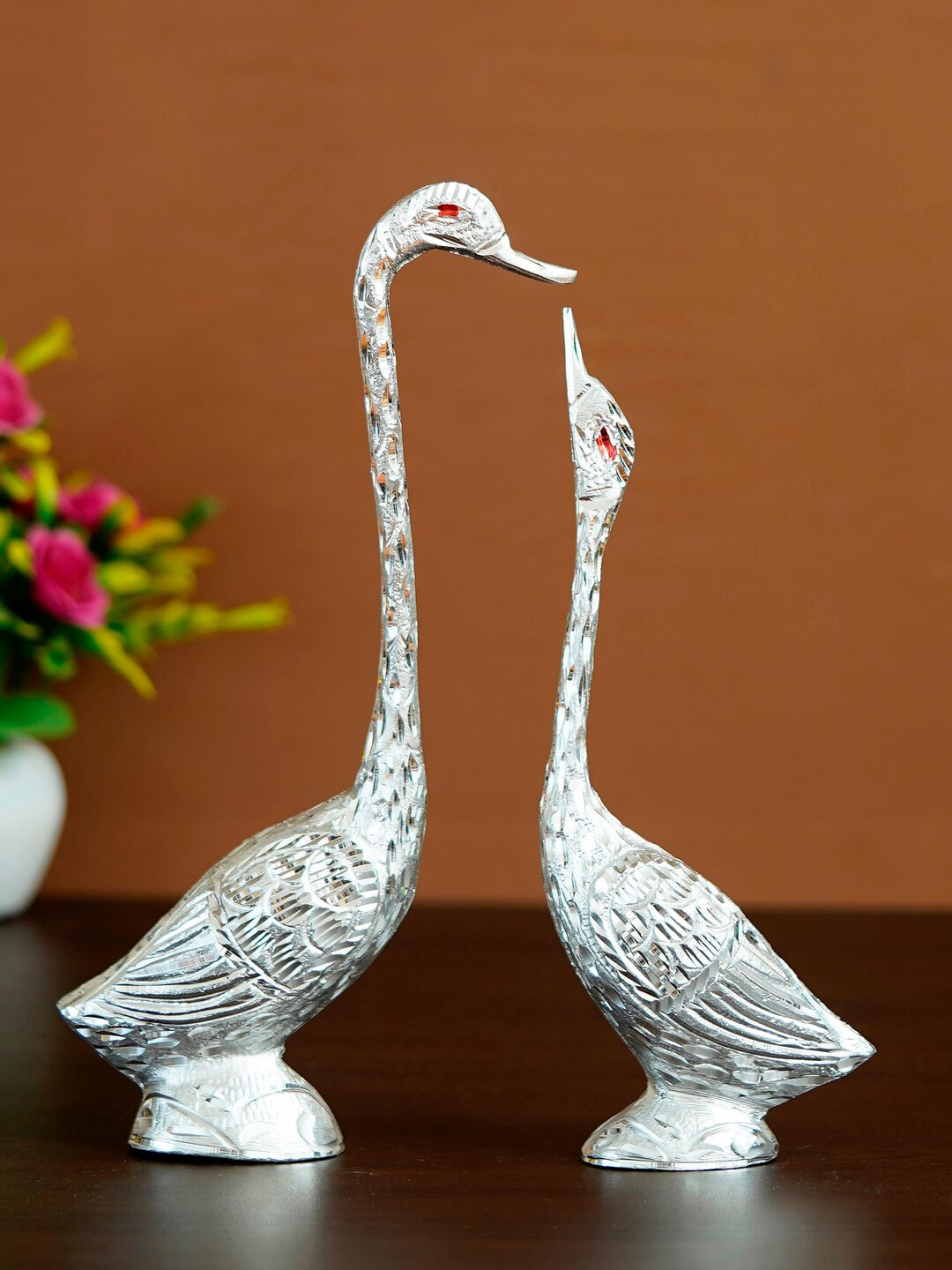 eCraftIndia Kissing Swan Silver Metallic Living Room Hand-Crafted Set of 2 Medium Showpieces - 10.6 Inches