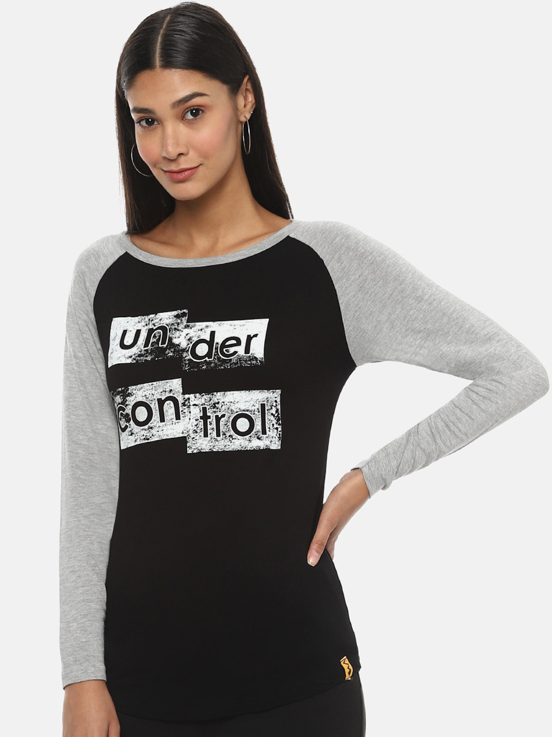 Campus Sutra Black & Grey Regular Raglan Sleeve Top