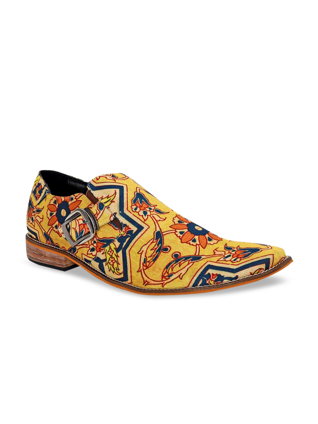 Kanvas Men Yellow Printed Loafers