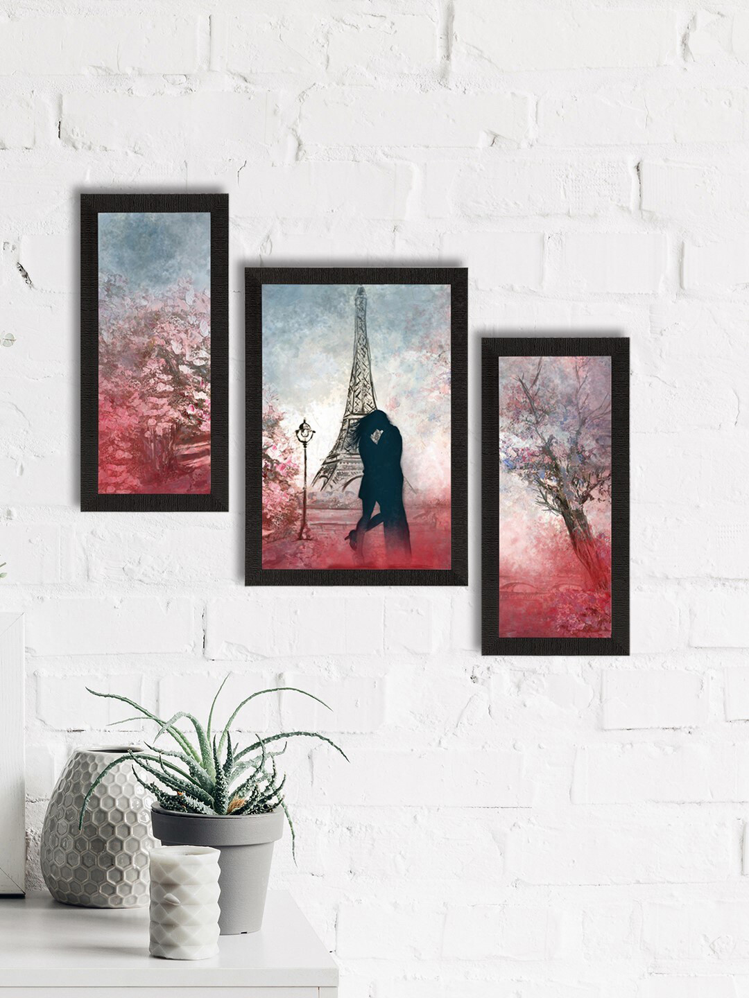 eCraftIndia Set of 3 Red & Black Loving Couple Near Eiffel Tower Satin Matt Texture UV Art Painting