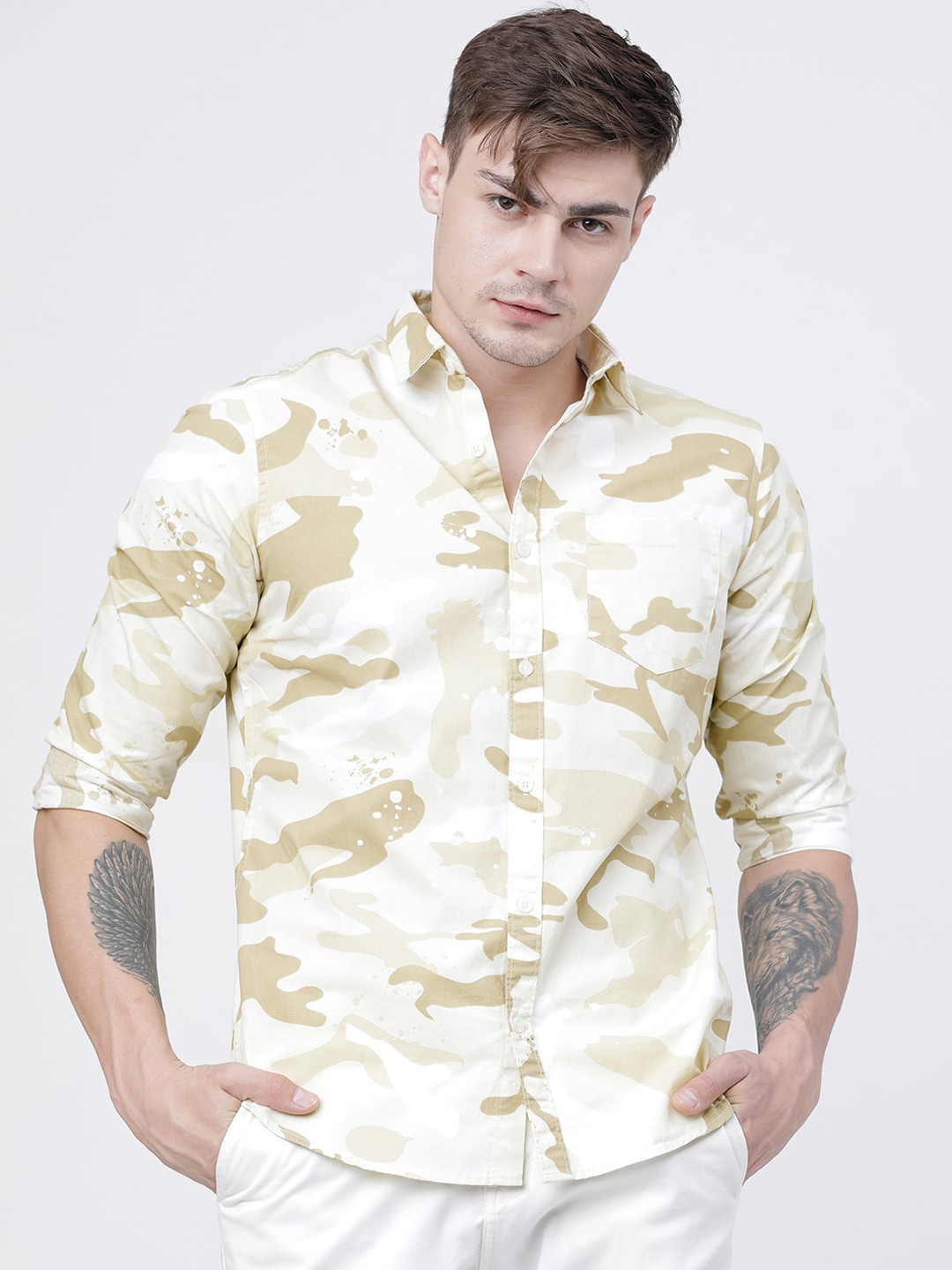 HIGHLANDER Men Beige & White Slim Fit Printed Casual Shirt