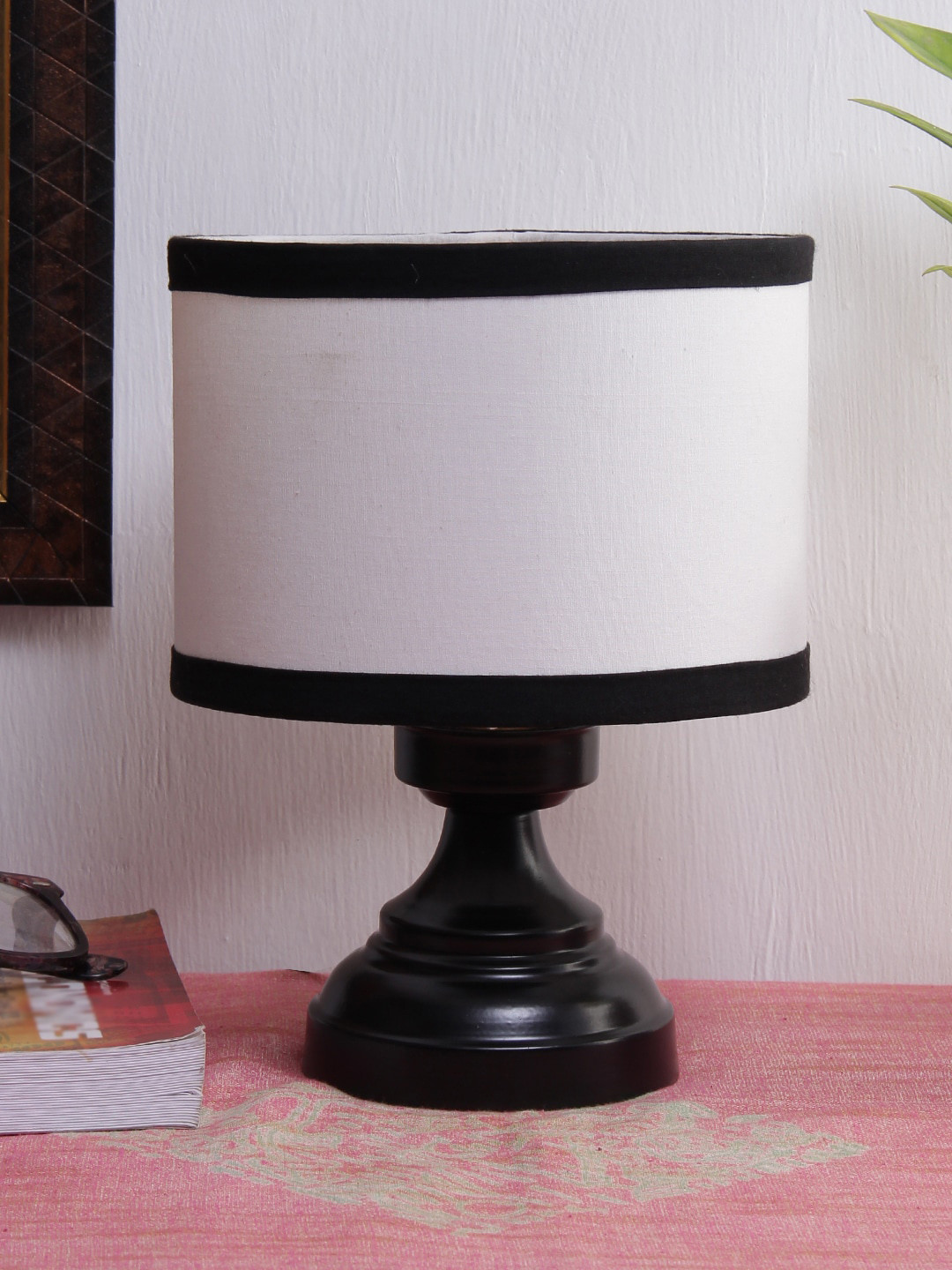Devansh Cream-Coloured & Black Solid Traditional Table Lamp with Shade