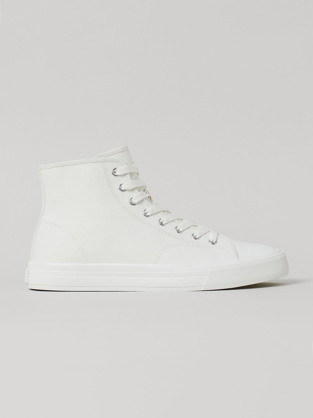 White hi sale top trainers