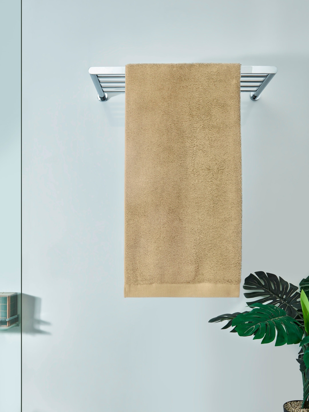 DDecor Unisex Beige Solid 600 GSM Cotton Bath Towel