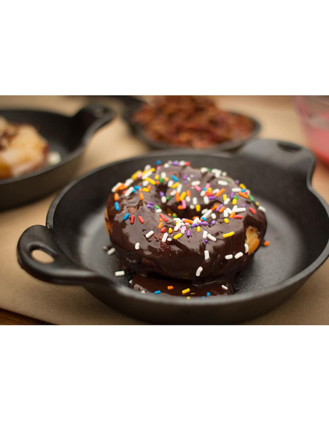 Lodge Black Solid Round Mini Server