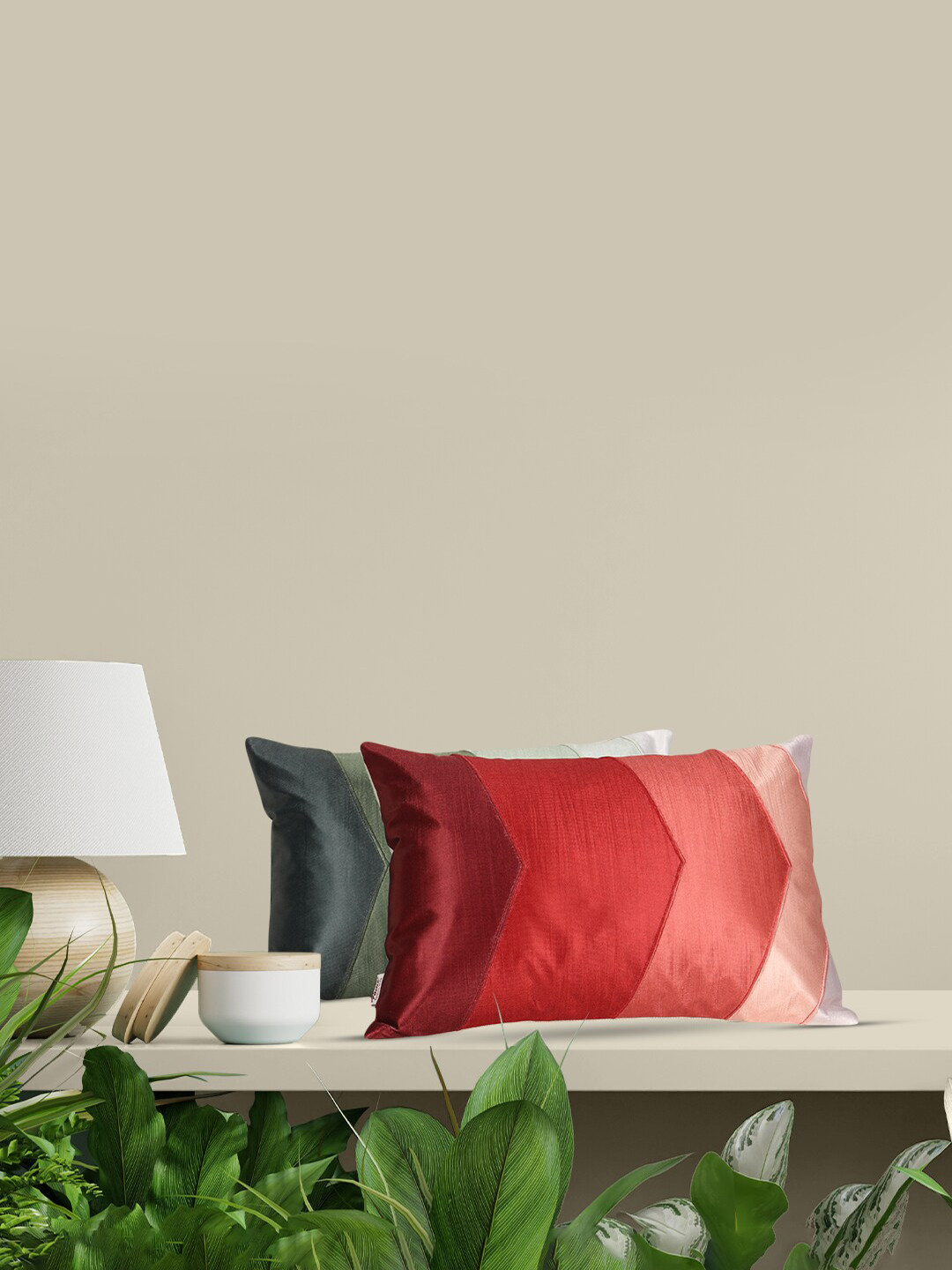Home Red & Peach-Coloured Set of 2 Colourblocked Rectangle Cushion Covers