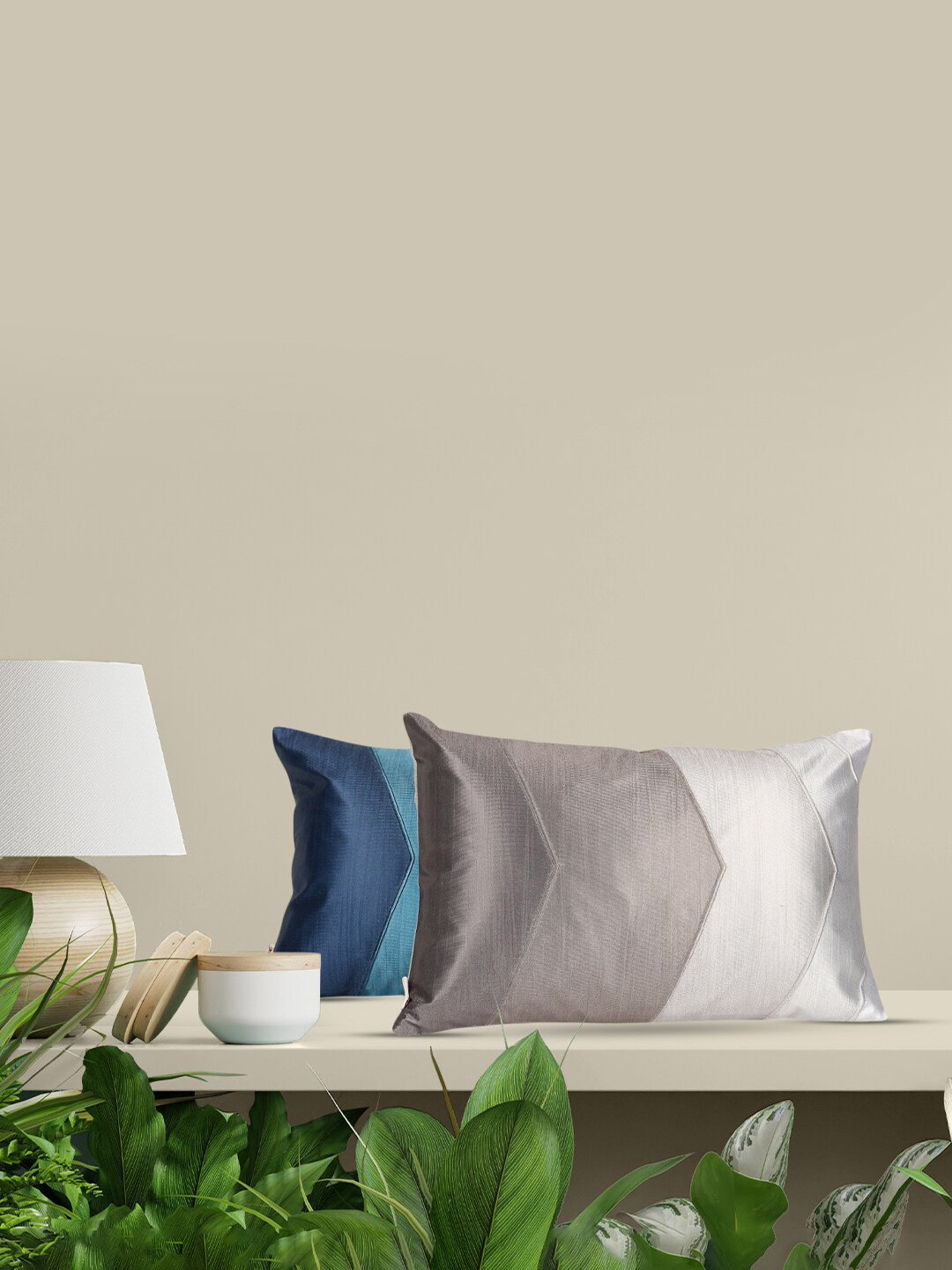 Home Colourblocked Polyester Washable 2 Pcs Embroidered Rectangle Cushion Covers -12x18In