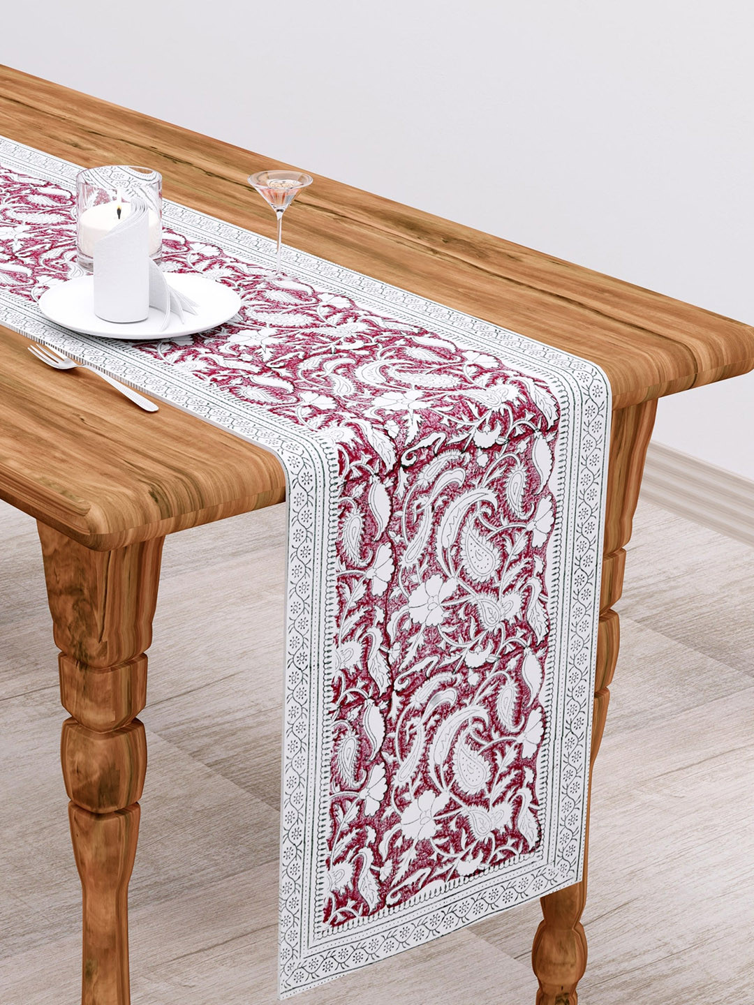 Clasiko White & Maroon Ethnic Motifs Print 300 TC Cotton Table Runner