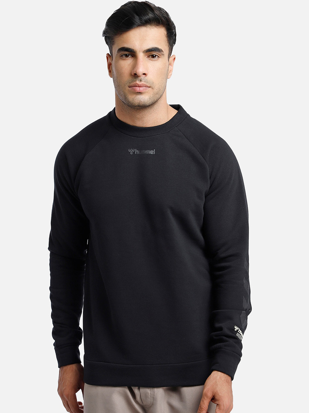 hummel Men Black Solid Cotton Sweatshirt