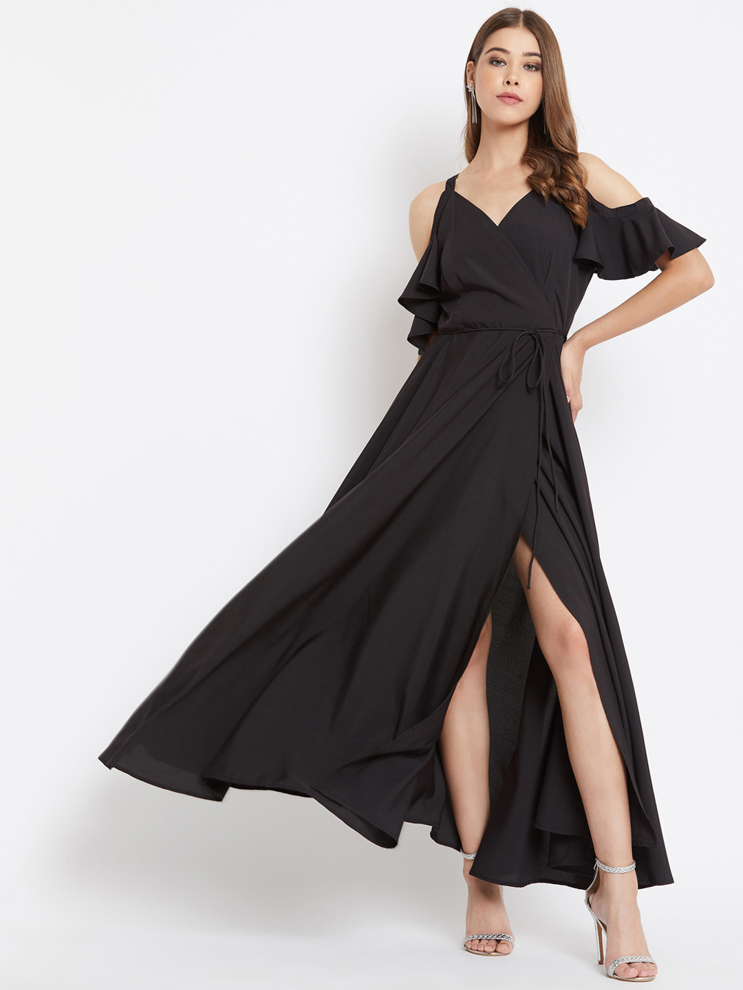 Berrylush Black Crepe Maxi Dress