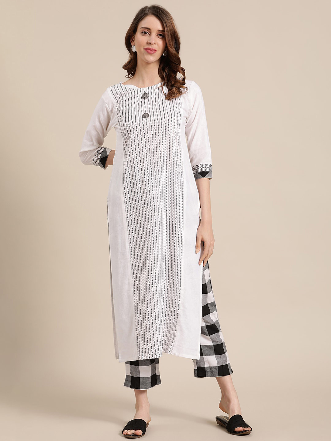 KSUT Women Off White & Black Striped Panelled Straight Kurta with Trousers