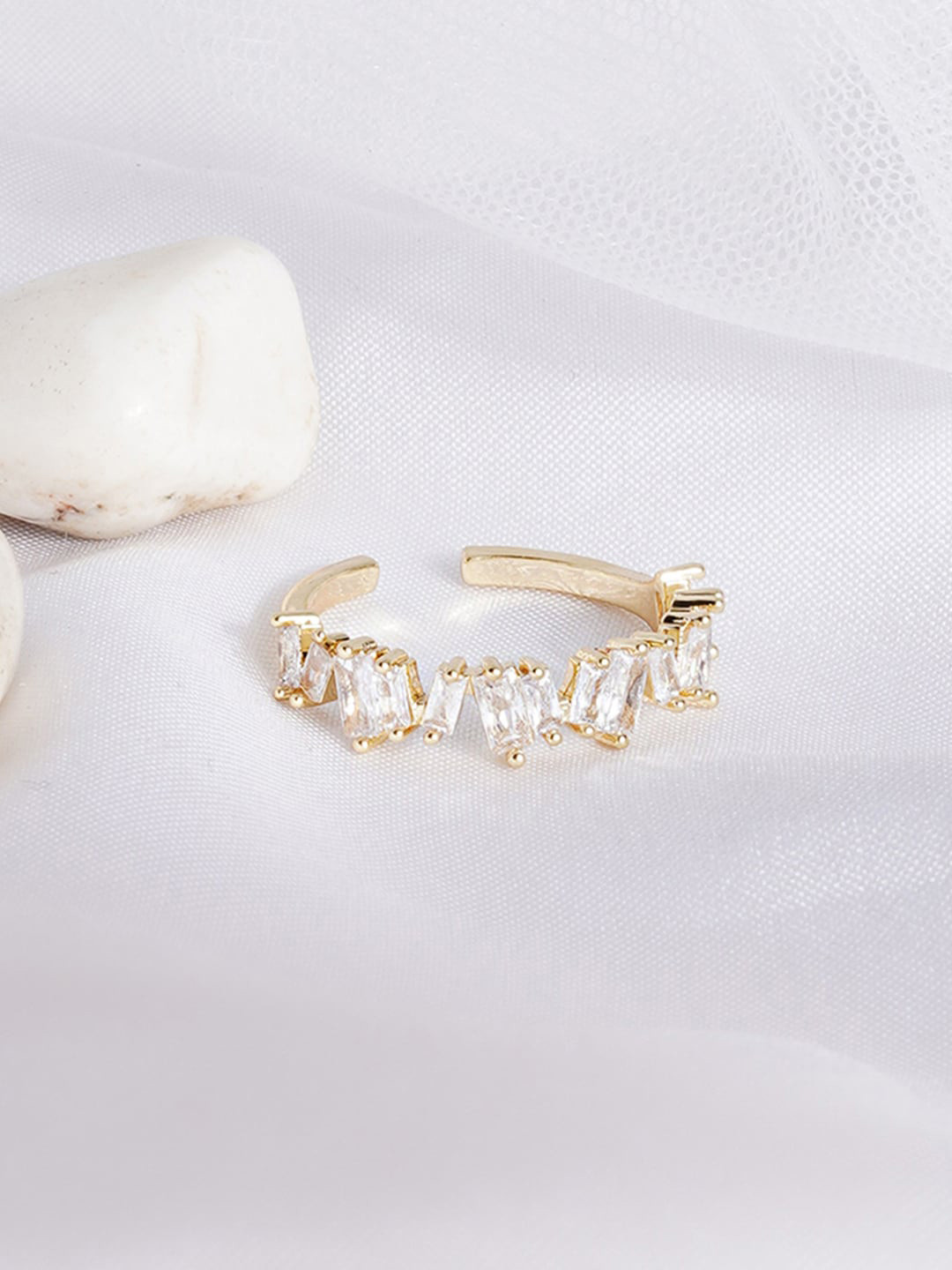 JOKER & WITCH Gold-Plated Rhinestone-Studded Ochi Dainty Adjustable Finger Ring