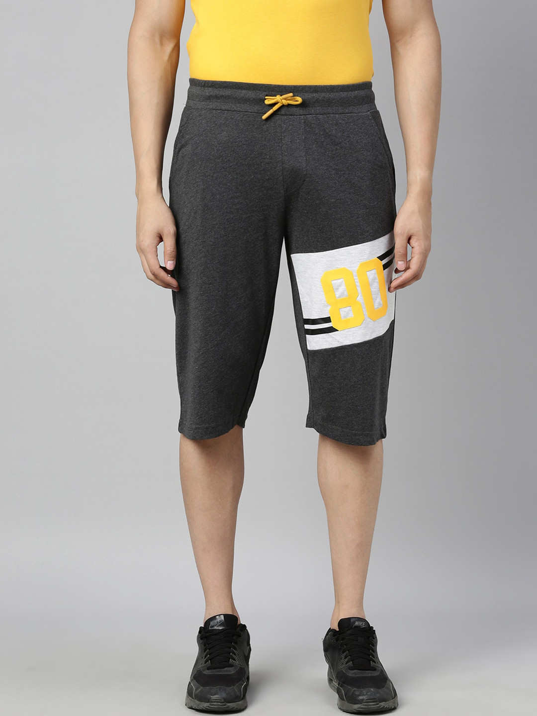 3PIN Men Charcoal Grey & White Colourblocked Cotton Knitted Regular Shorts