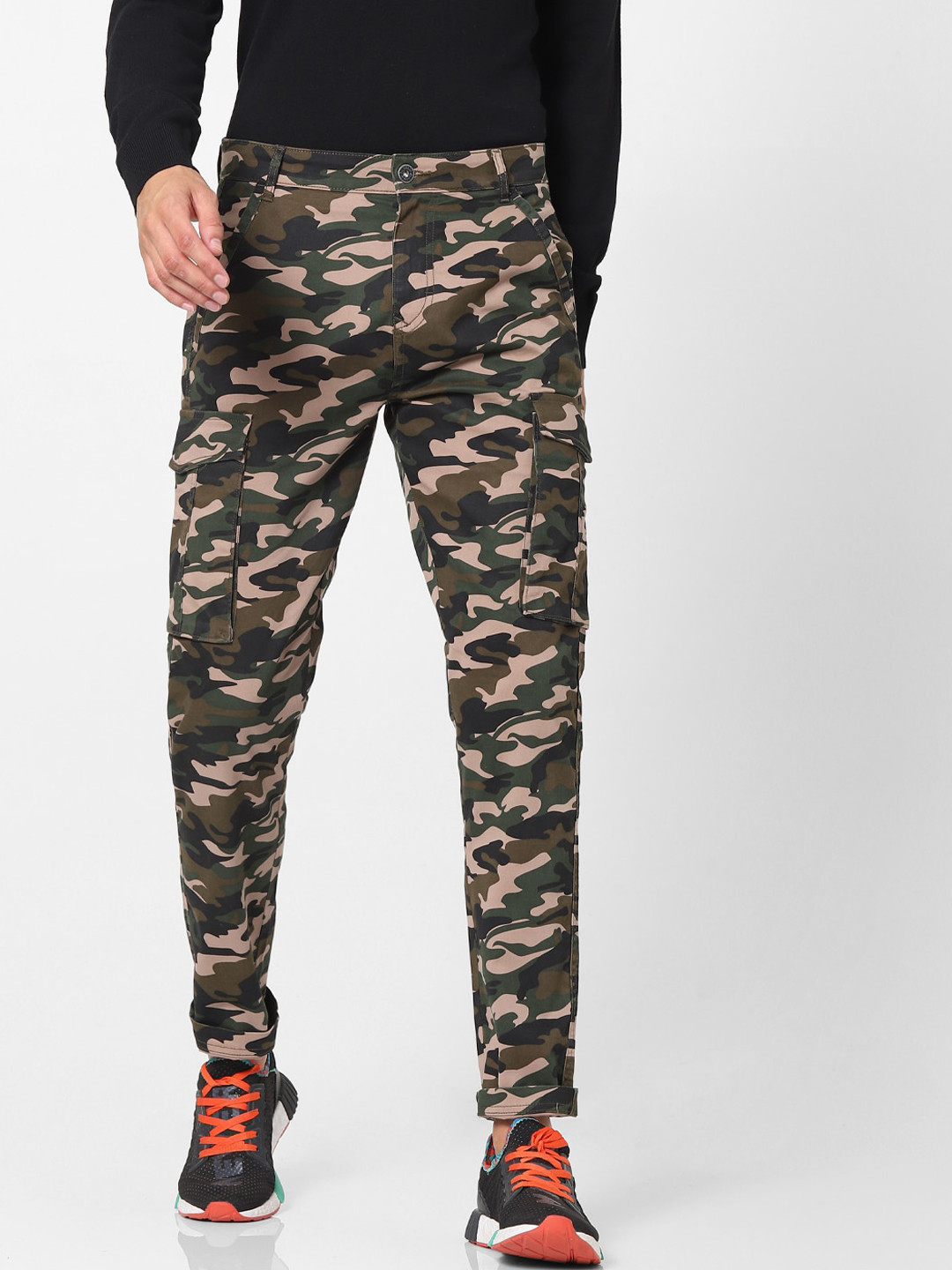 Celio Men Green Printed Slim Fit Cargos Trousers