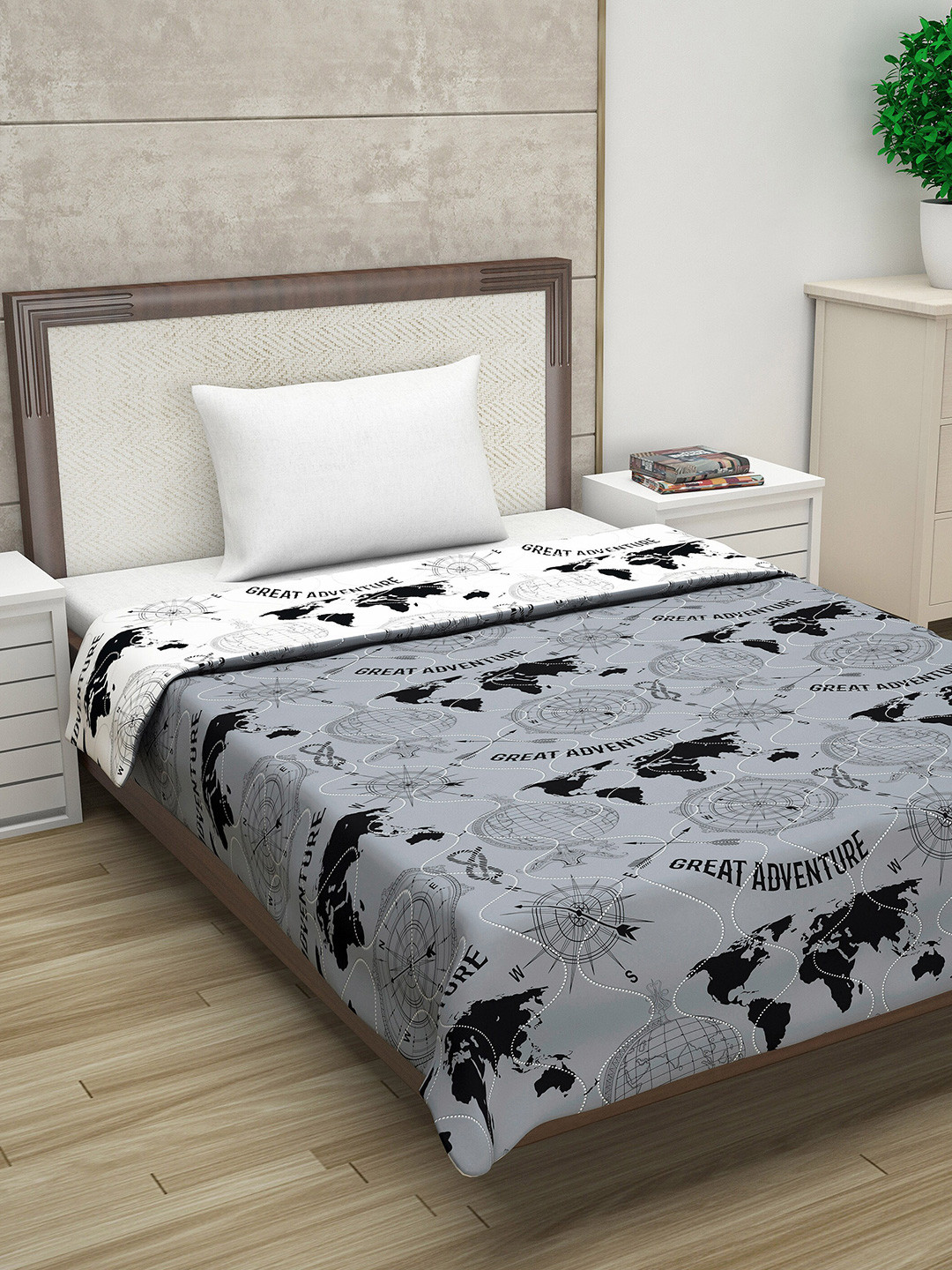 Divine Casa Grey & White AC Room 110 GSM Single Bed Comforter