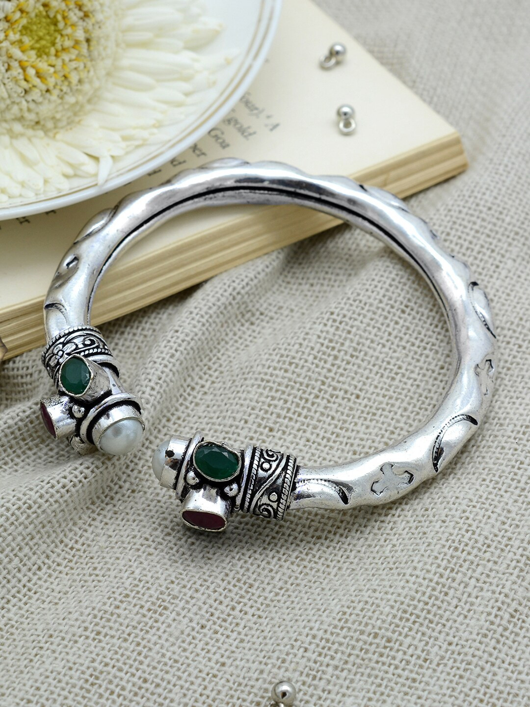 TEEJH Women Silver & Green German Silver Oxidised Cuff Bracelet