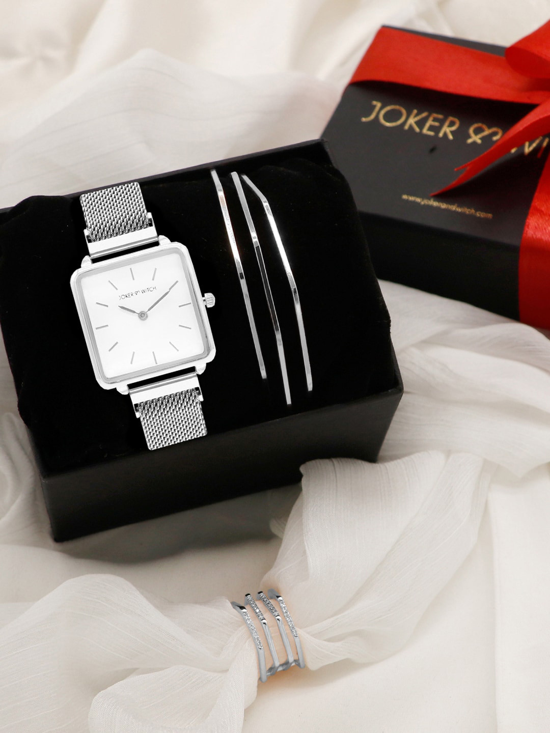 JOKER & WITCH Women White & Silver Toned Affection Love Triangle Watch Gift Set JWLT43