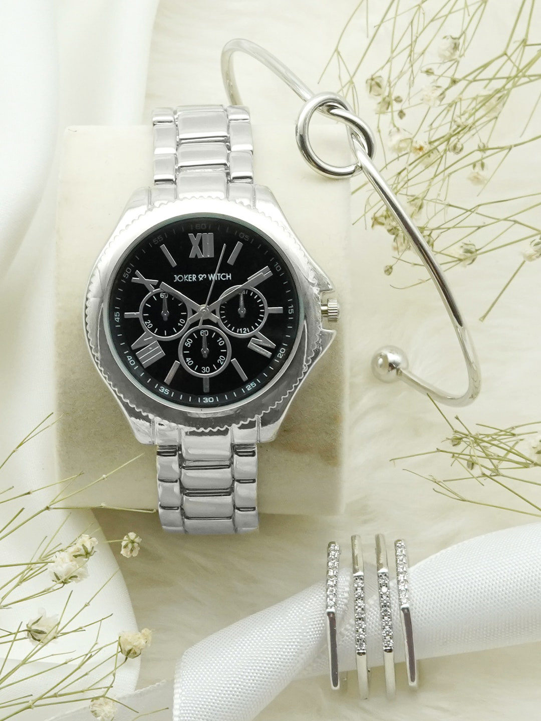 JOKER & WITCH Women Silver-Toned & Black Lumos Love Triangle Watch Gift Set JWLT200