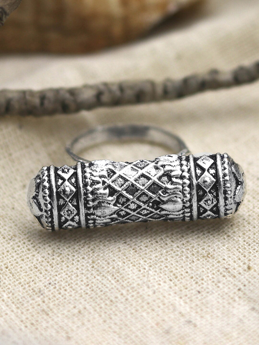 TEEJH Oxidised Silver-Toned Adjustable Finger Ring