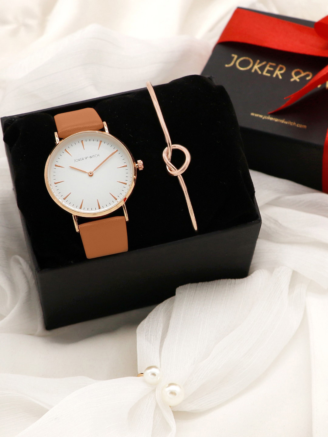 JOKER & WITCH Women White & Rose Gold-Tone City Lights Love Triangle Watch Gift Set JWLT14