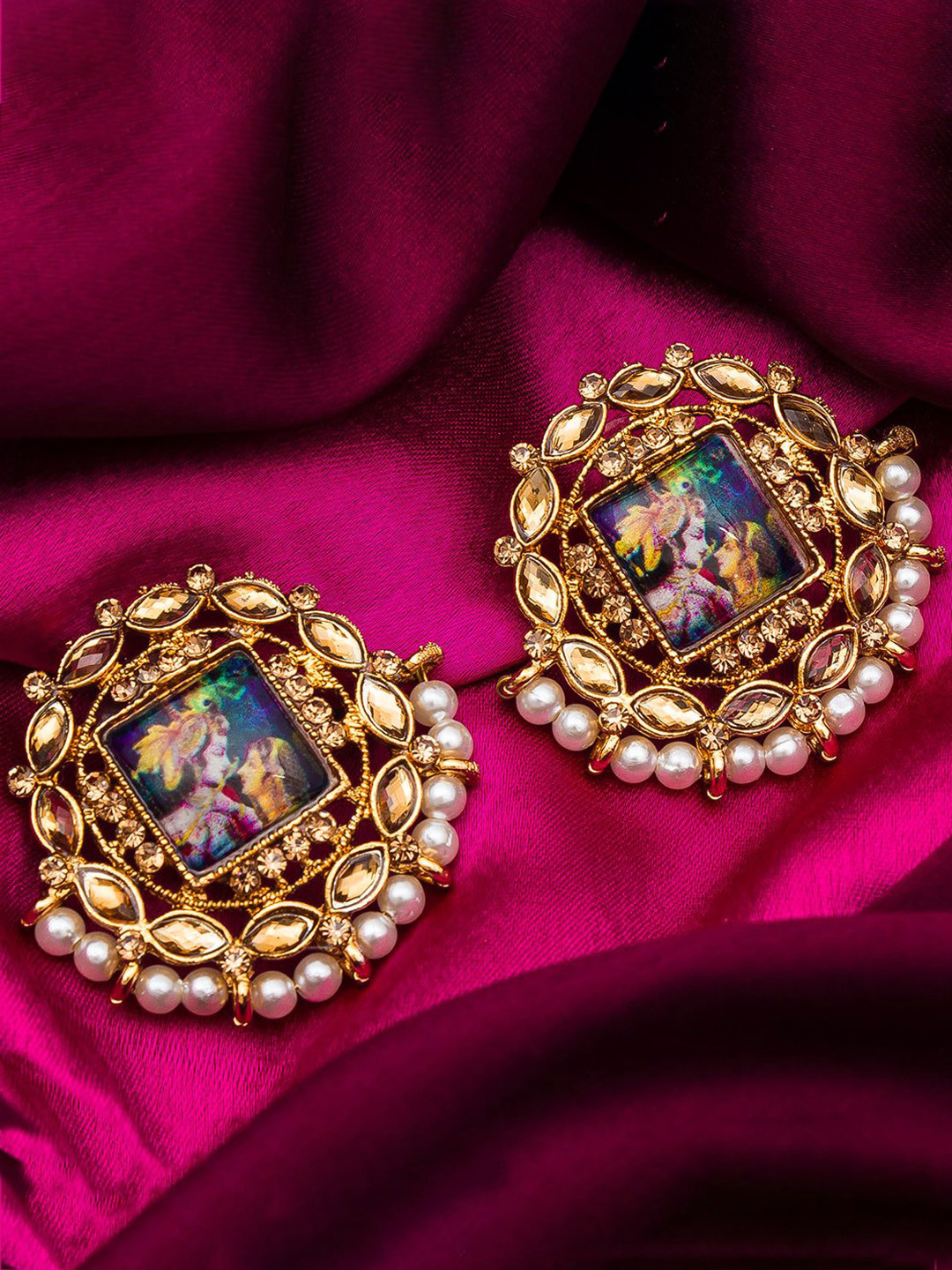 aadita Women Gold Plated Photo Design Pearl Contemporary Studs Earrings