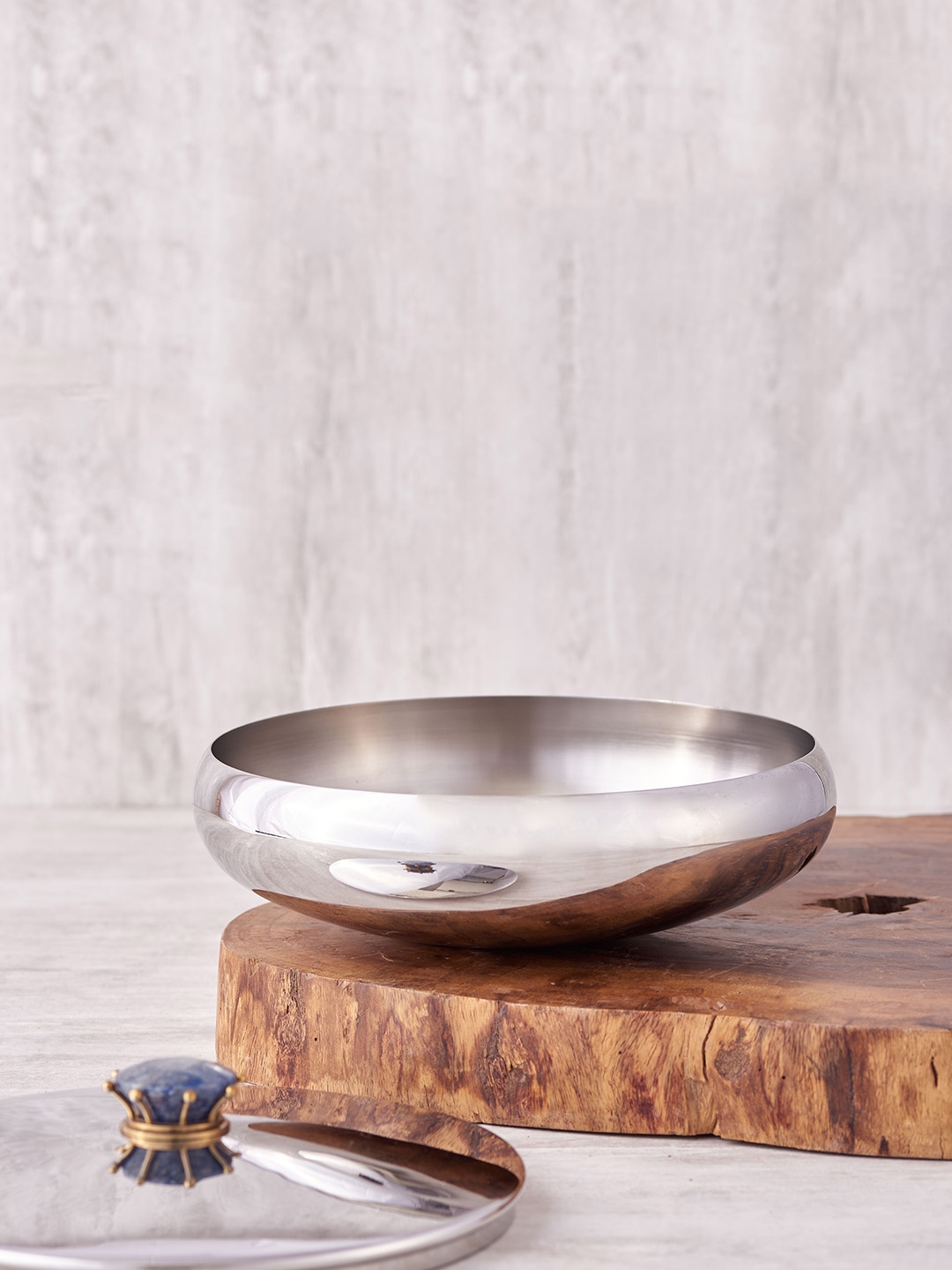 ARTTDINOX Steel-Toned Solid Stainless Steel Royal Lapiz Serving Bowl