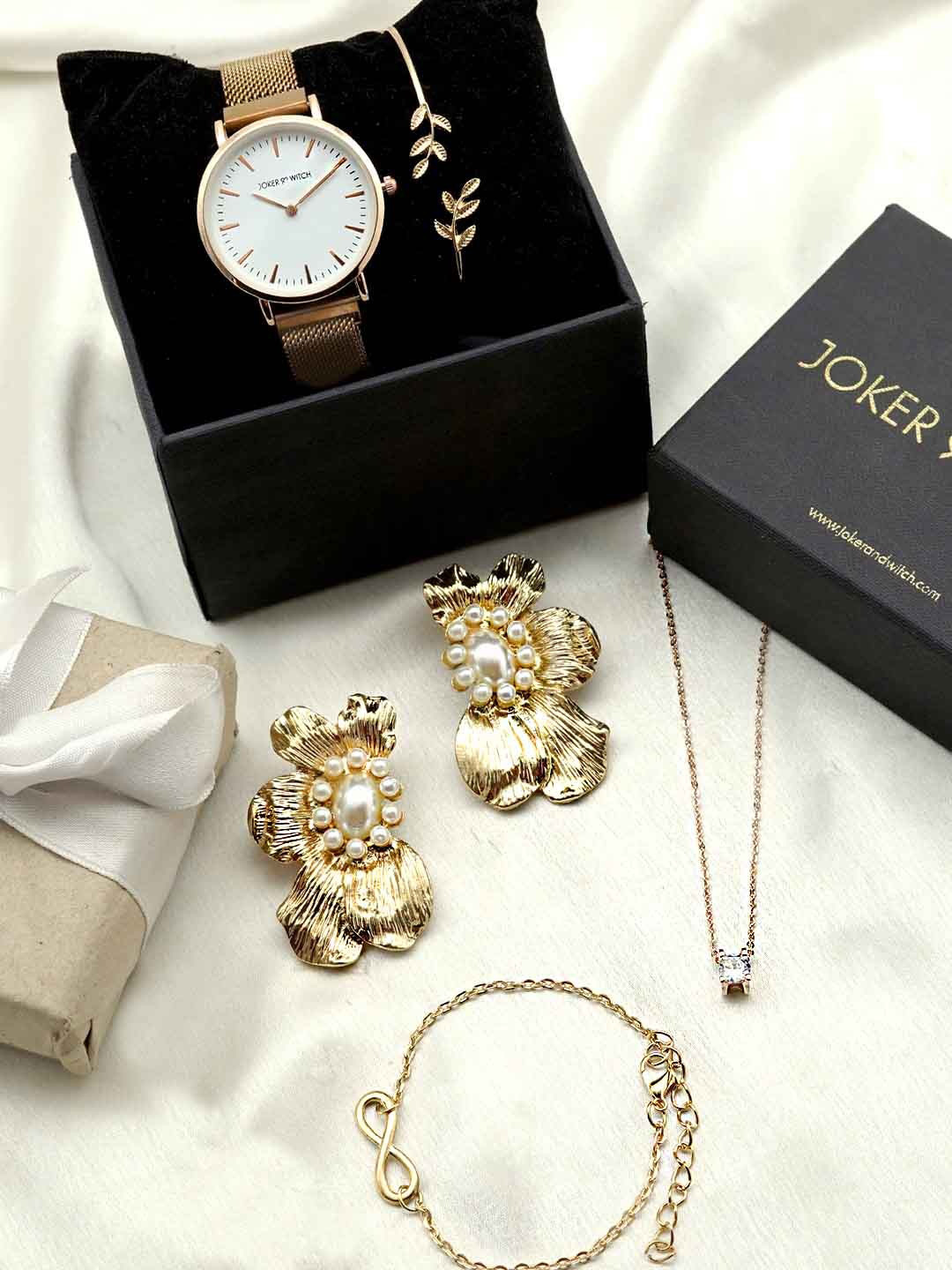JOKER & WITCH Women White & Rose Gold-Toned Heaven On Earth Love Stack Watch Gift Set
