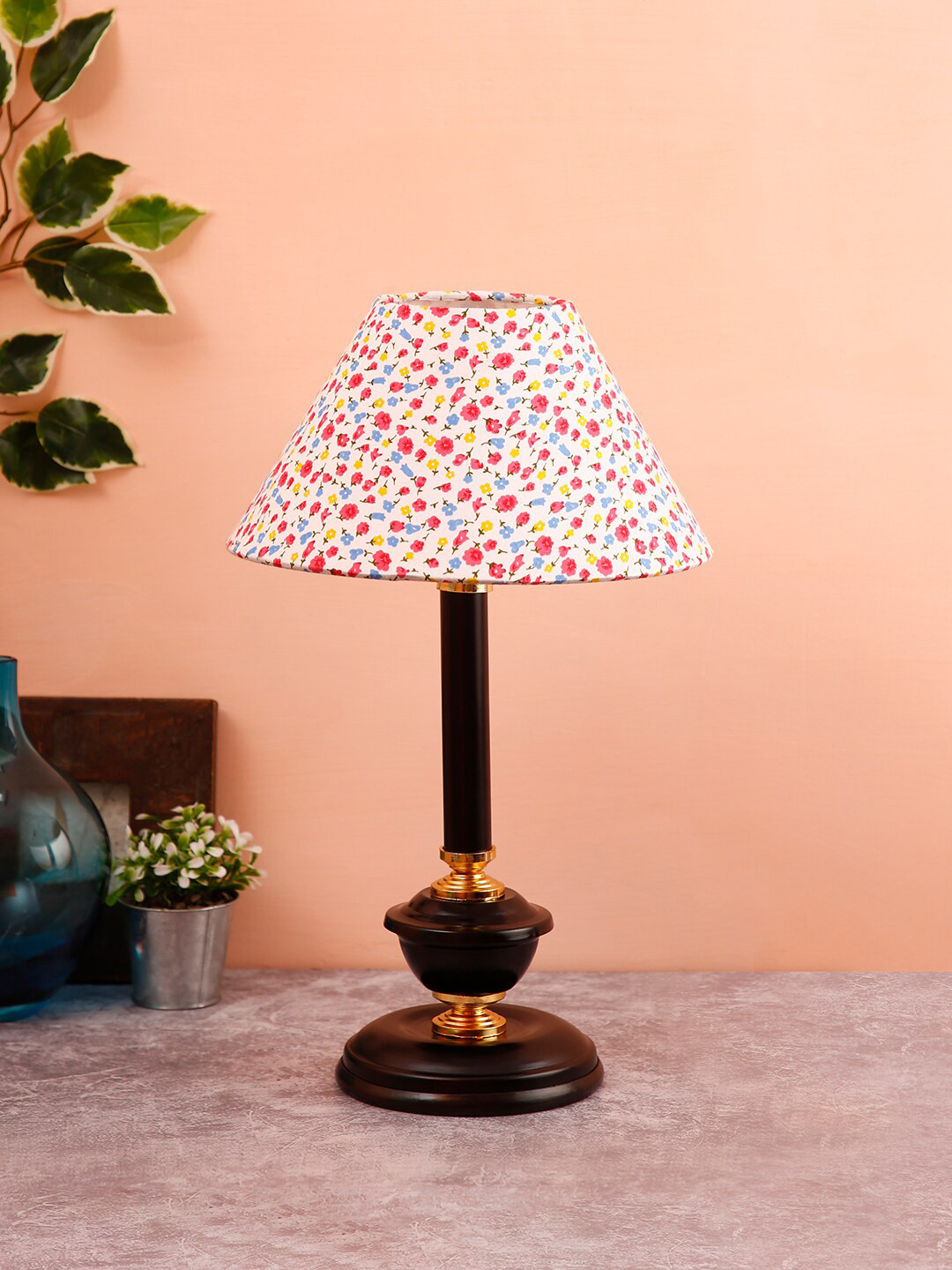 Devansh White & Red Traditional Bedside Standard Table Lamp