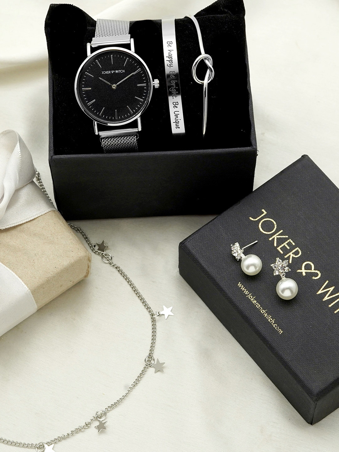 JOKER & WITCH Women Silver-Toned & Black Cupid's Love Stack Watch Gift Set JWLS210