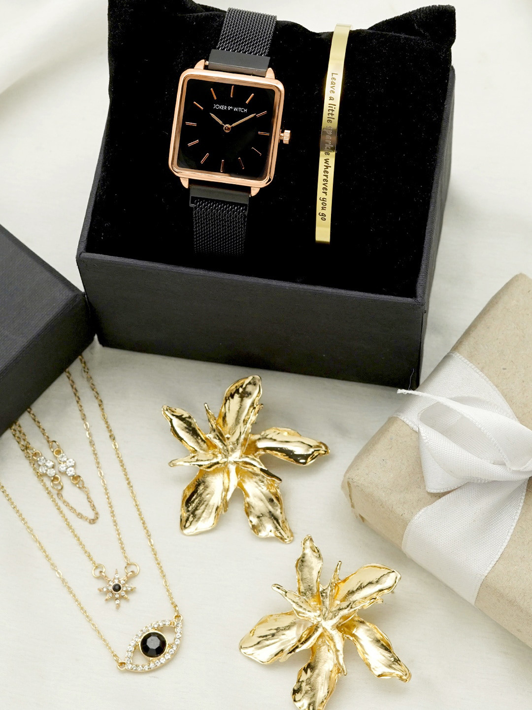 JOKER & WITCH Women Gold-Toned & Black I Met You Love Stack Watch Gift Set JWLS180