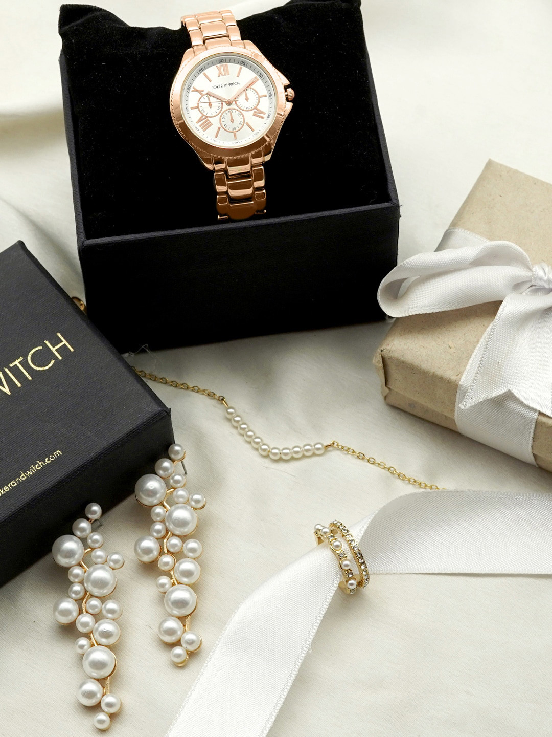 JOKER & WITCH Women White & Gold-Toned Soulmate Love Stack Accessory Gift Set JWLS203