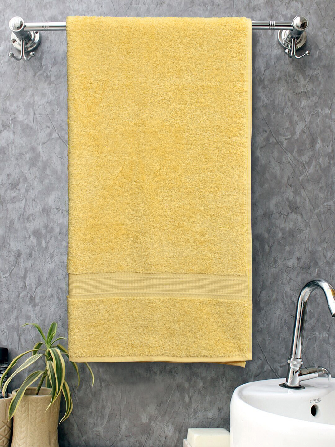 BOMBAY DYEING Yellow Solid 550 GSM Cotton Bath Towel