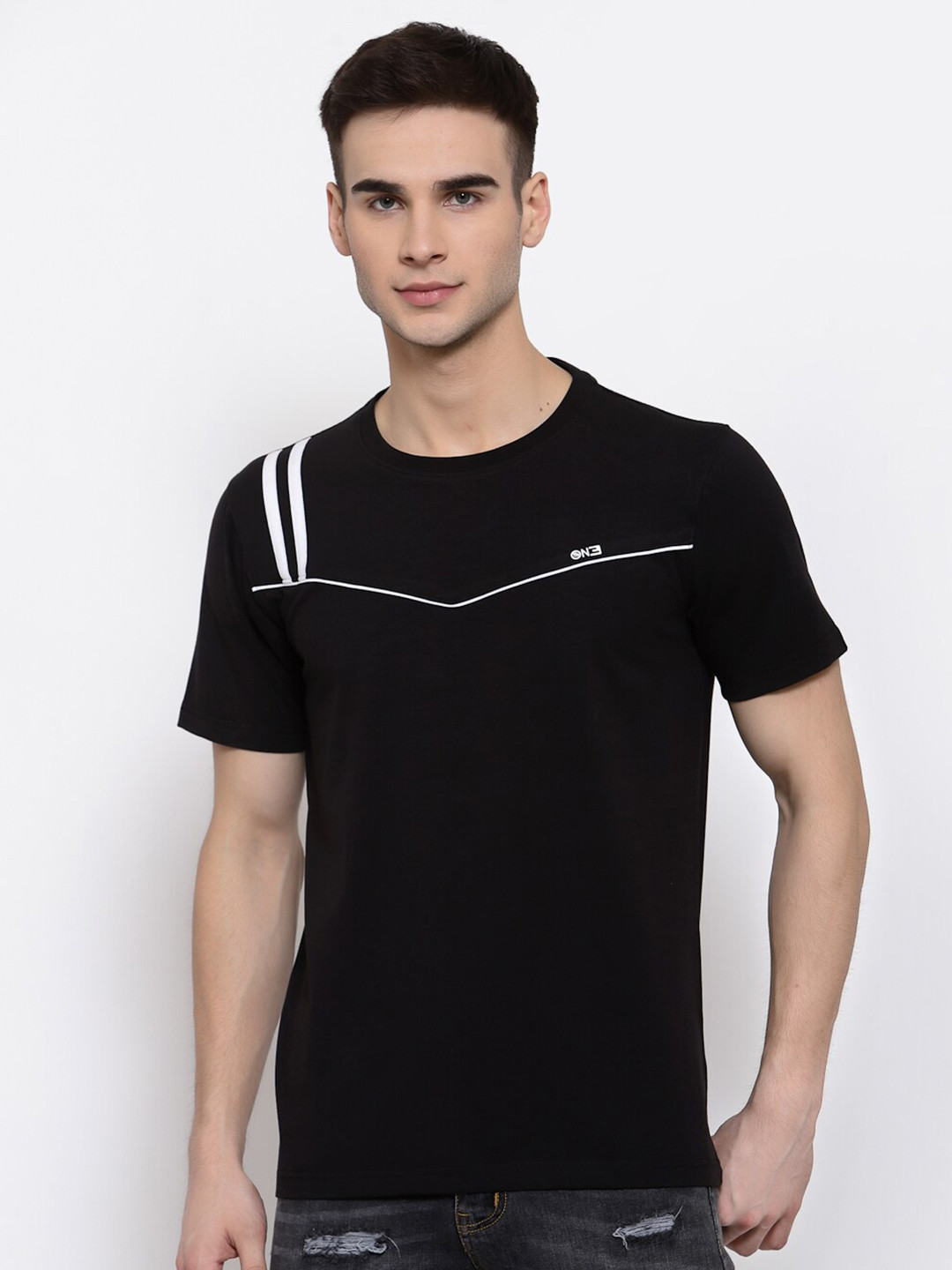 513 Men Black Striped T-shirt