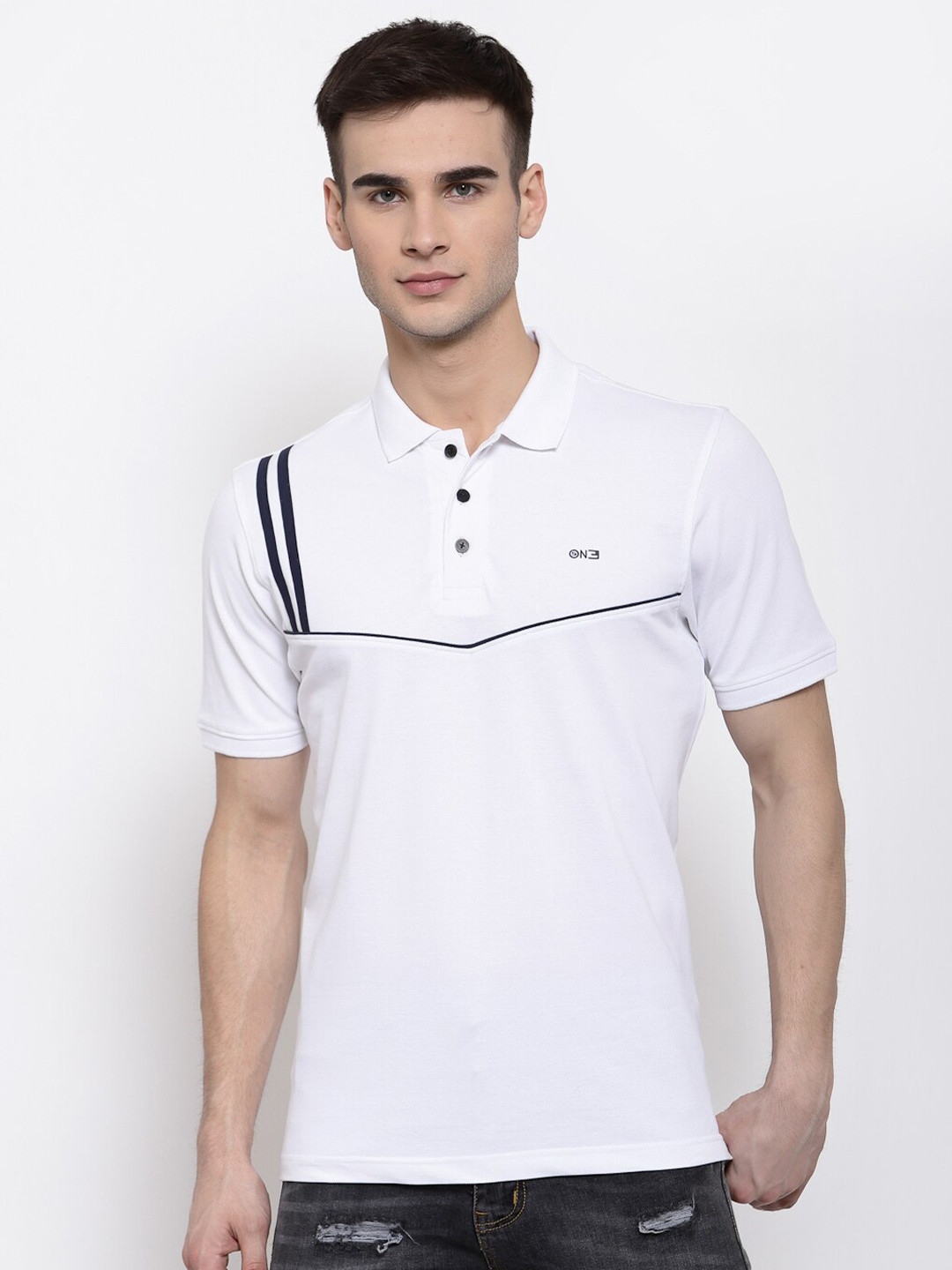 513 Men White & Blue Polo Collar T-shirt