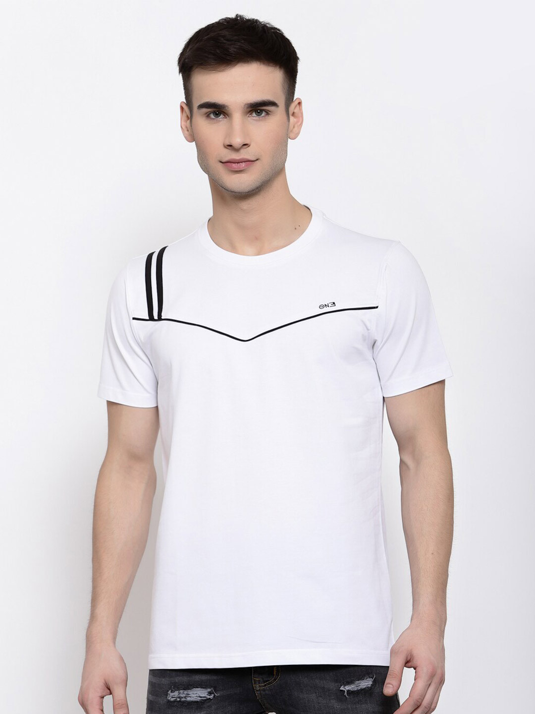 513 Men White Striped Round Neck T-shirt