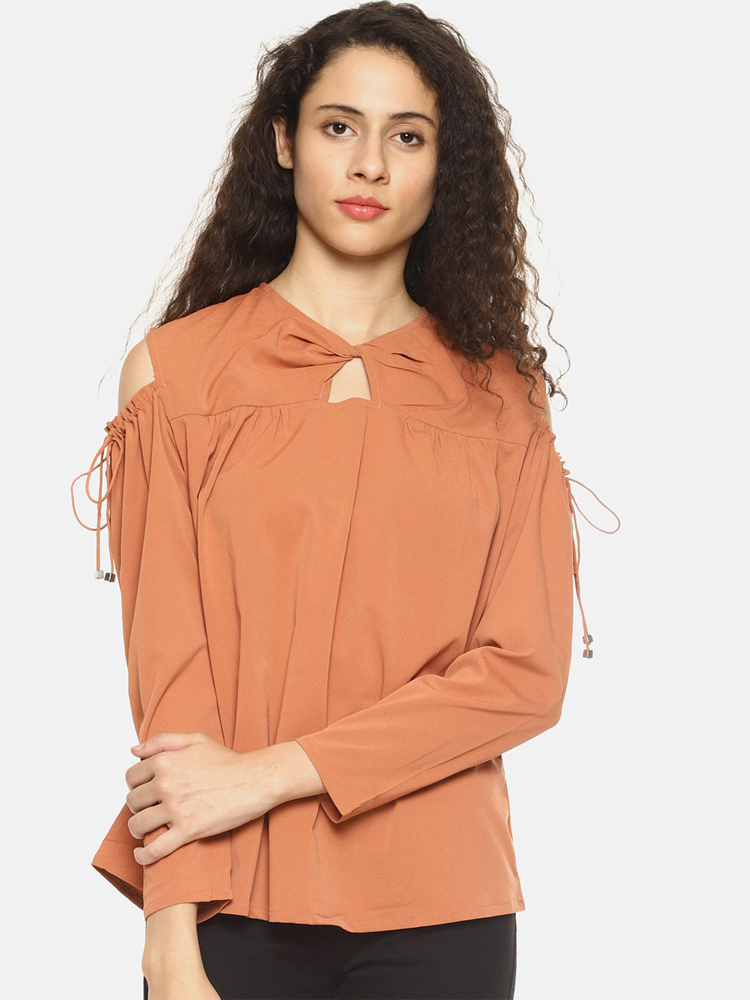 SAHORA Peach-Coloured Keyhole Neck Regular Top