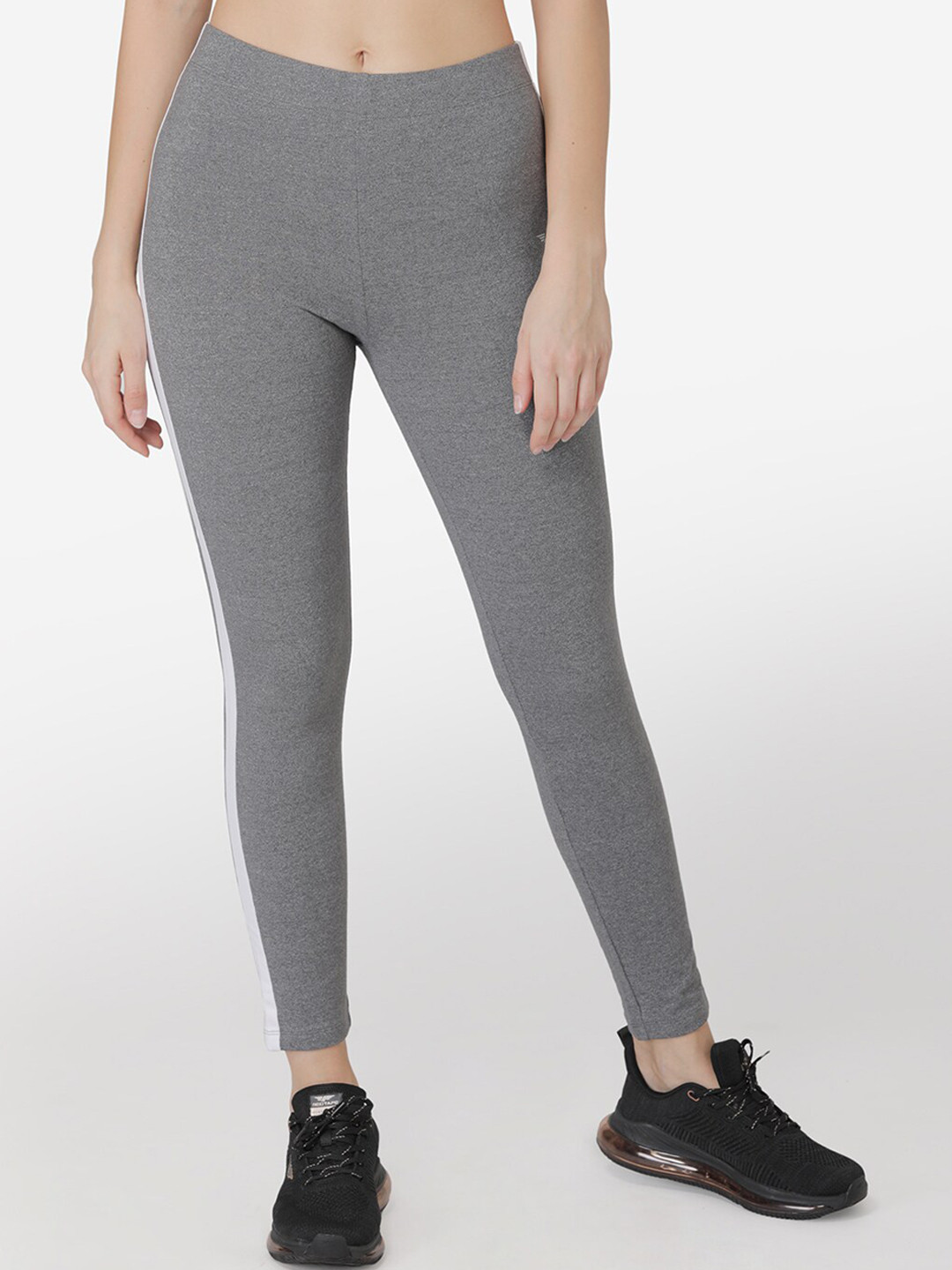 Red Tape Women Grey Solid Cotton Tights