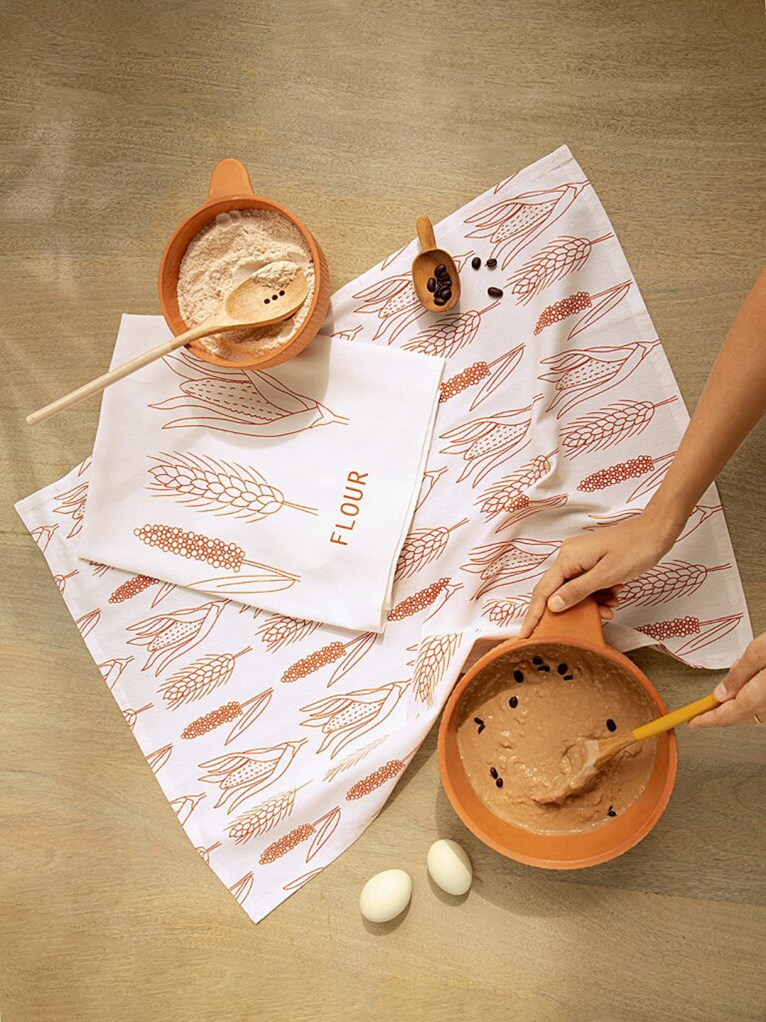 ellementry White Set Of 2 Cotton Flour Dish Towel
