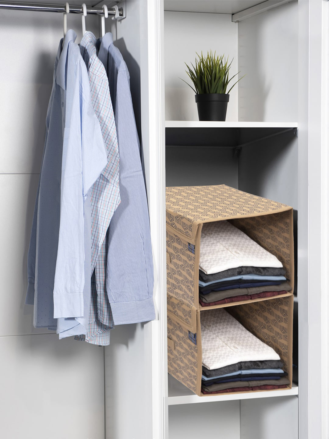 HOMESTRAP Set of 6 Beige & Navy Blue Printed Shirt Stacker Organizer