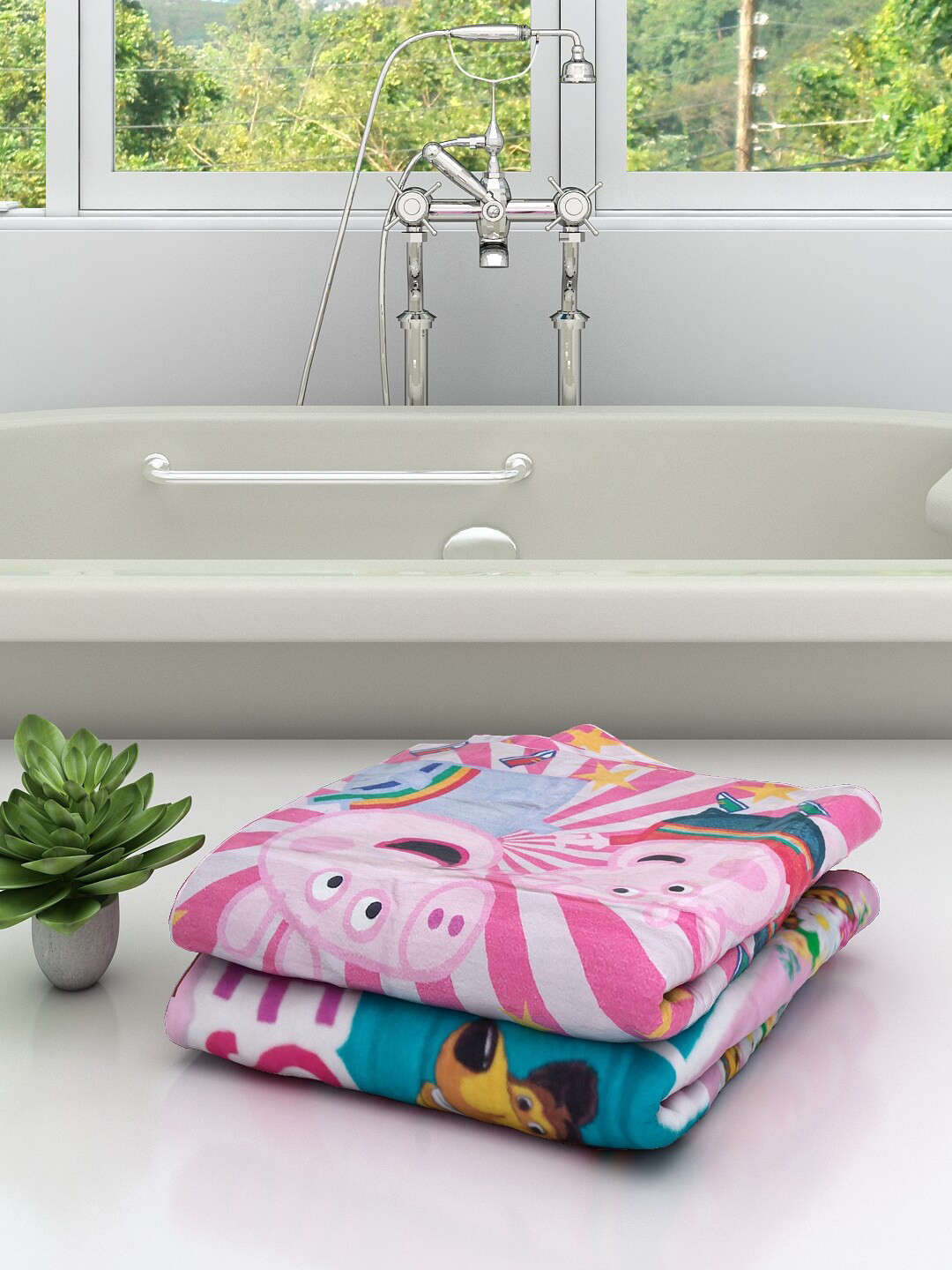 Athom Trendz Kids Set Of 2 Peppa Pig Mash & The Bear Printed Cotton 350 GSM Bath Towels