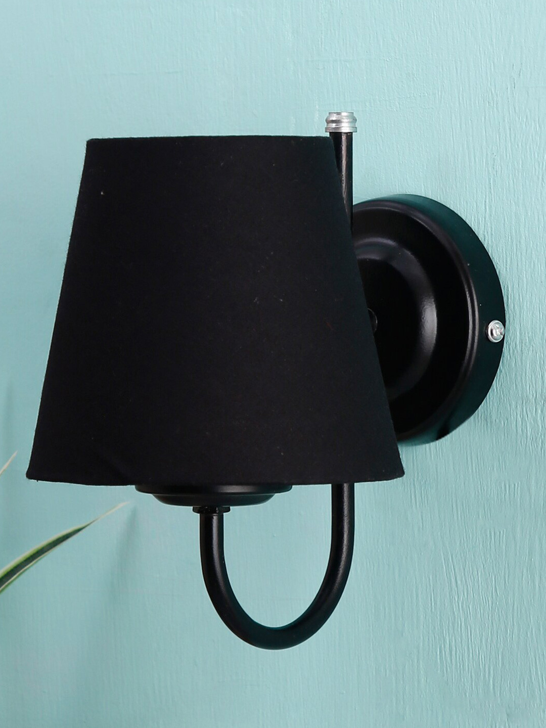 Devansh Black Traditional Armed Sconce Lamp