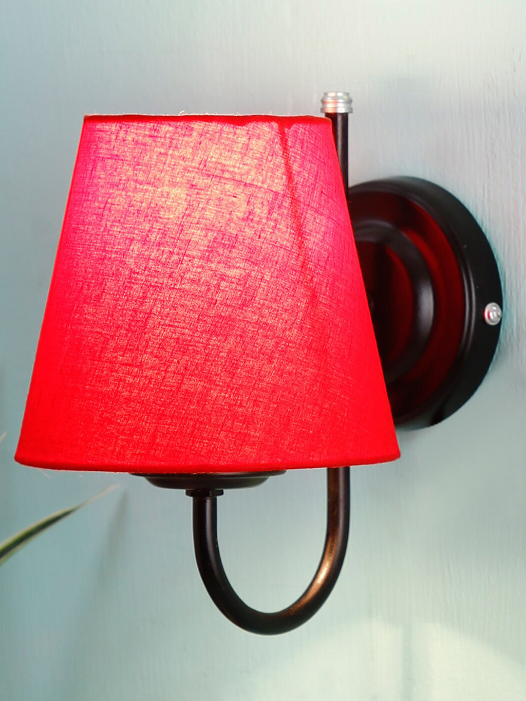 Devansh Red & Black Traditional Armed Sconce Wall Lamp