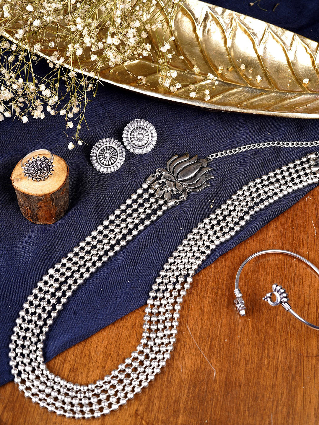 TEEJH Oxidised Silver-Toned Artificial Beads & Stone-Studded Keyara Jewellery Set