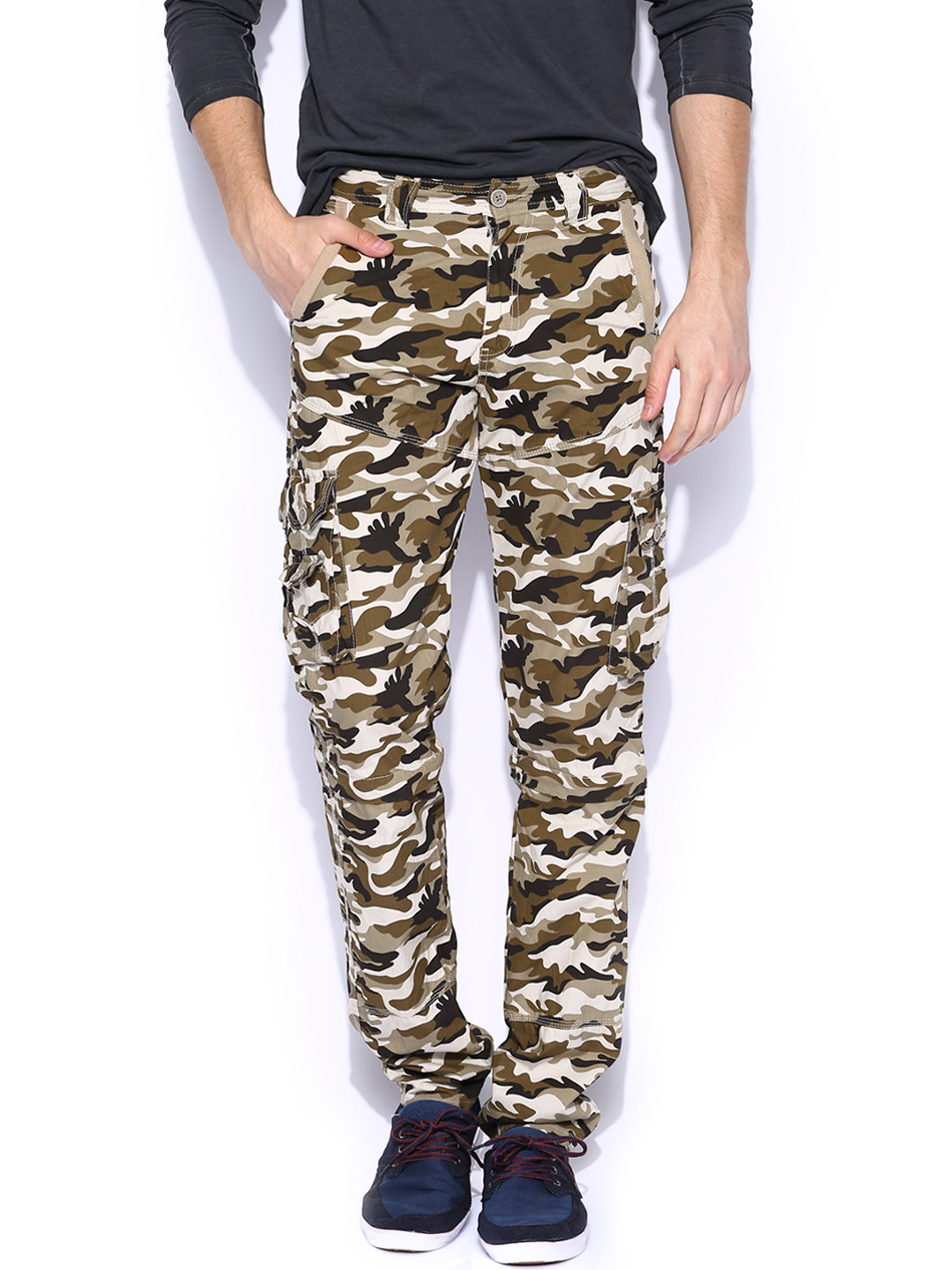 Buy Sports 52 Wear Men Brown \u0026 Cream 