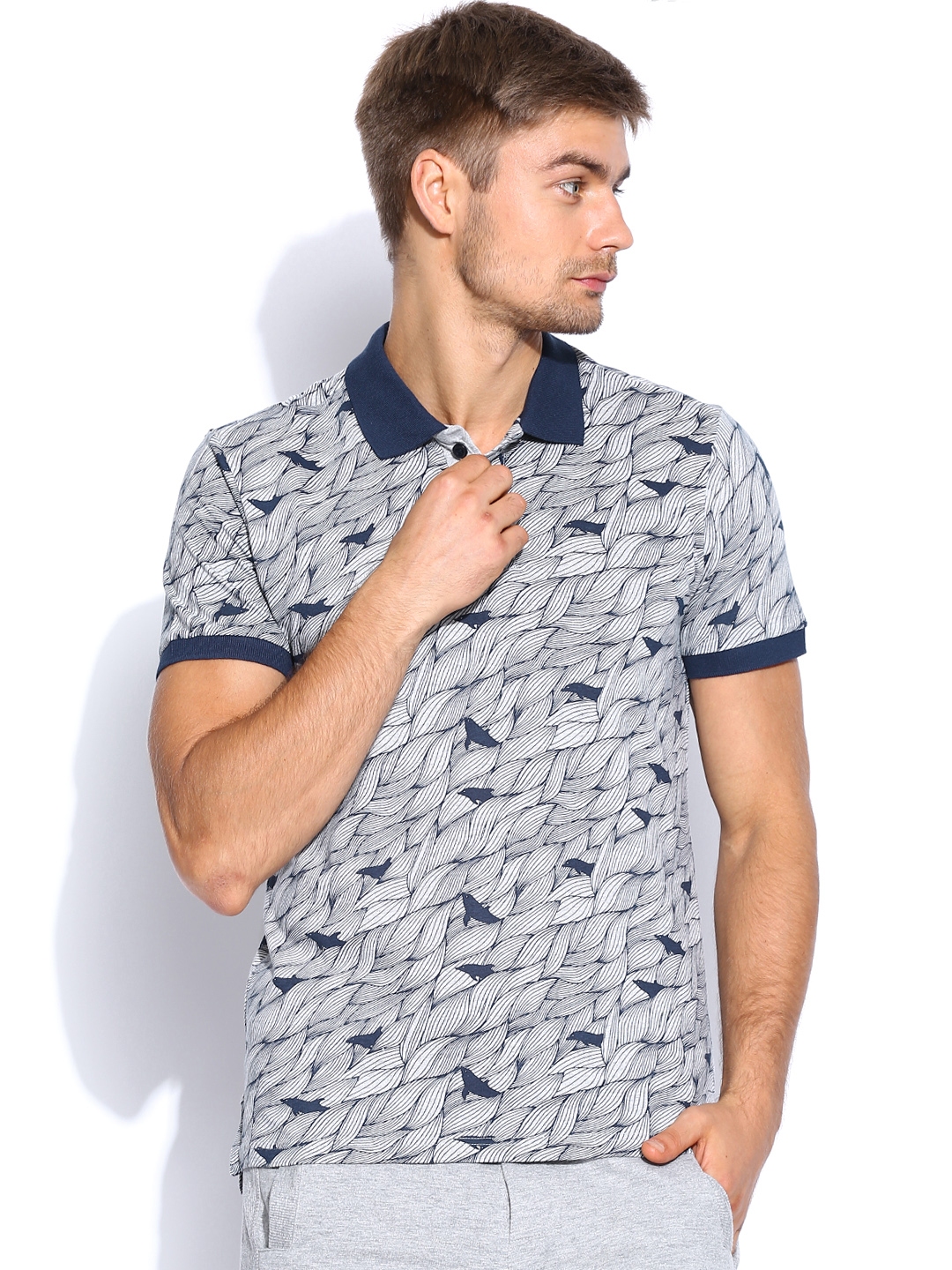 People Men Grey Melange & Navy Printed Retro Beach Polo T-shirt