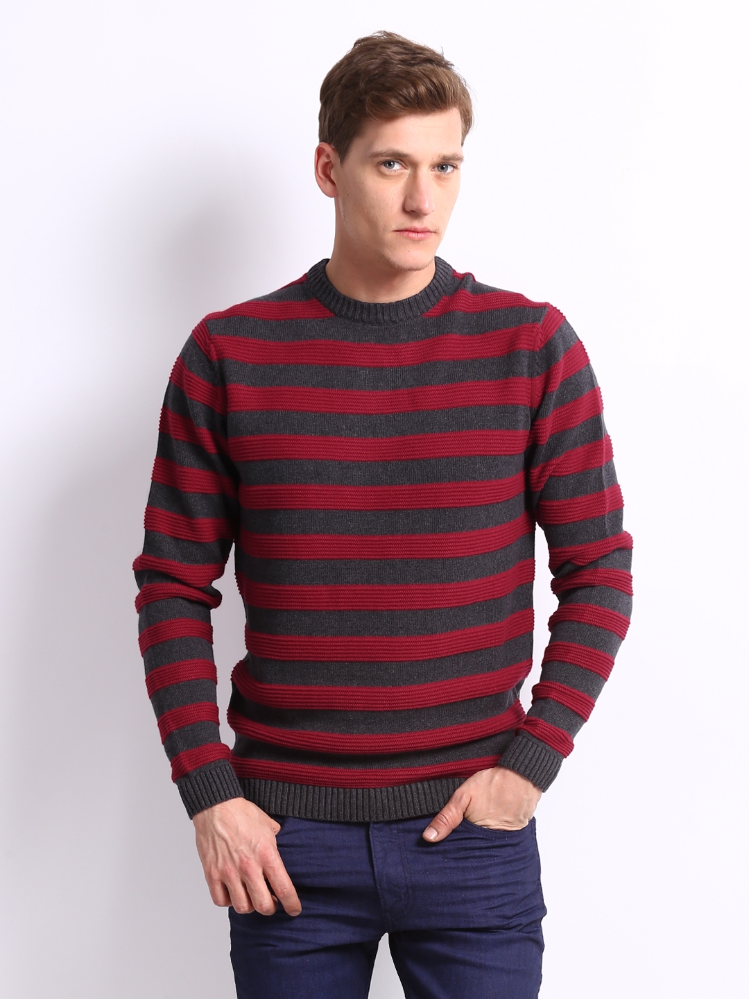 Buy Levis Men Charcoal Grey & Red Striped Sweater - Sweaters for Men 204708  | Myntra