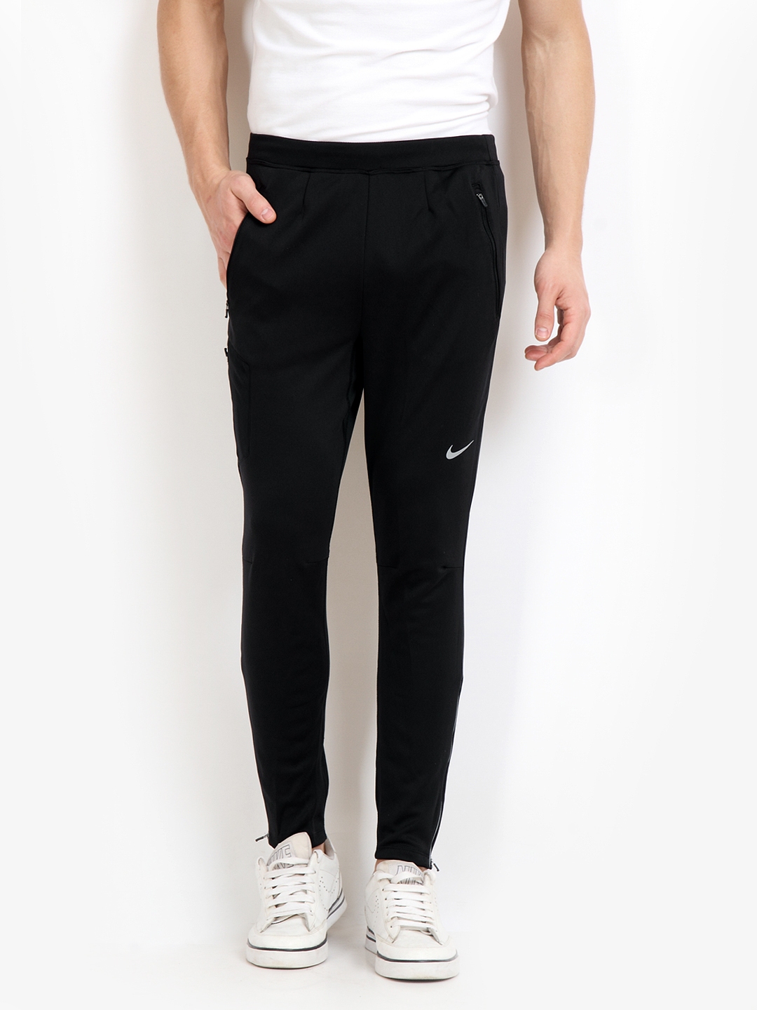 Buy Nike Men Black Running Track Pants - Track Pants for Men | Myntra